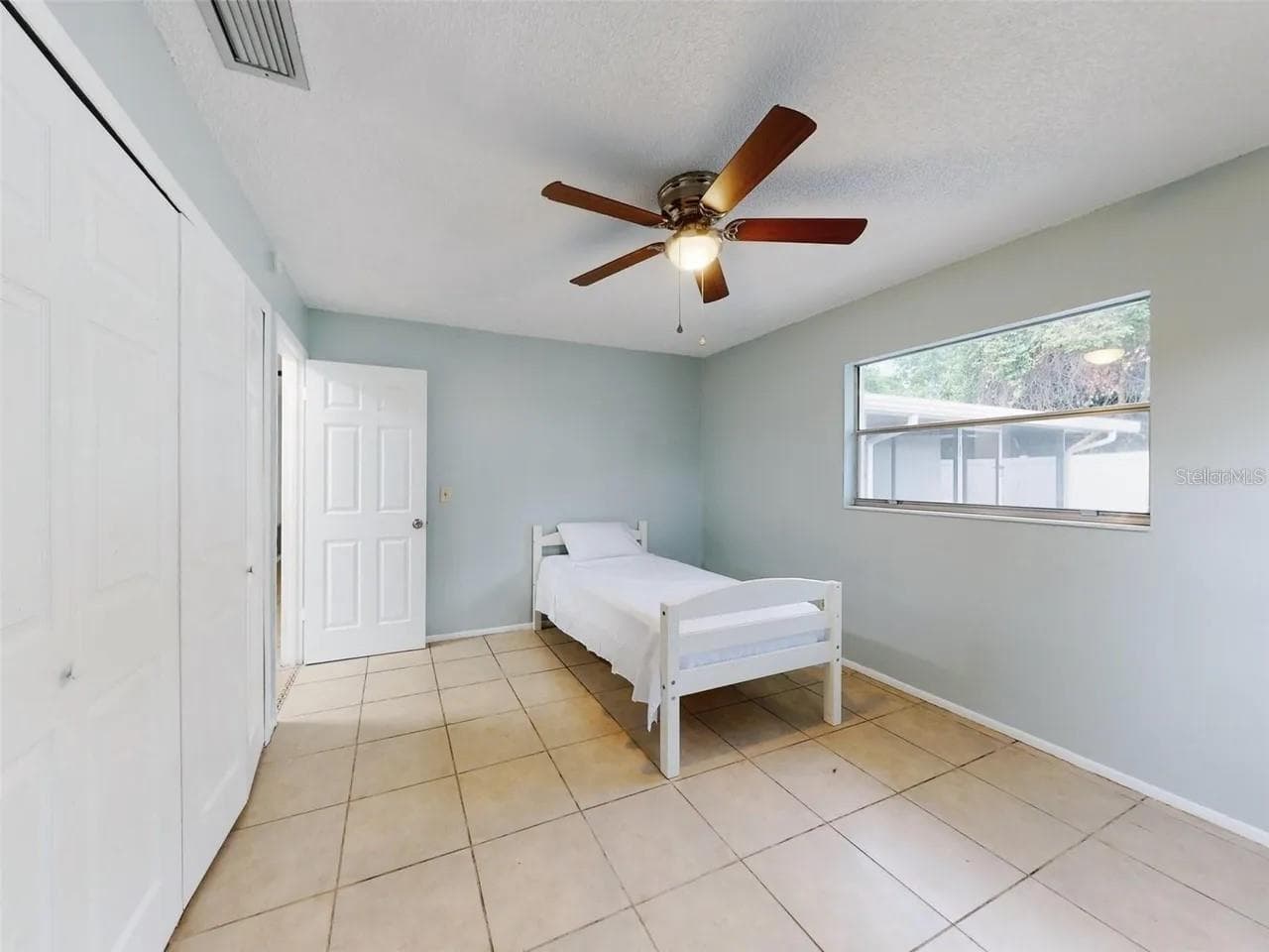 Single Family Residence at 1836 PLUMTREE DR, DELTONA, photo 26 of 41