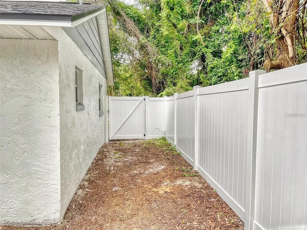 Single Family Residence at 1836 PLUMTREE DR, DELTONA, photo 39 of 41