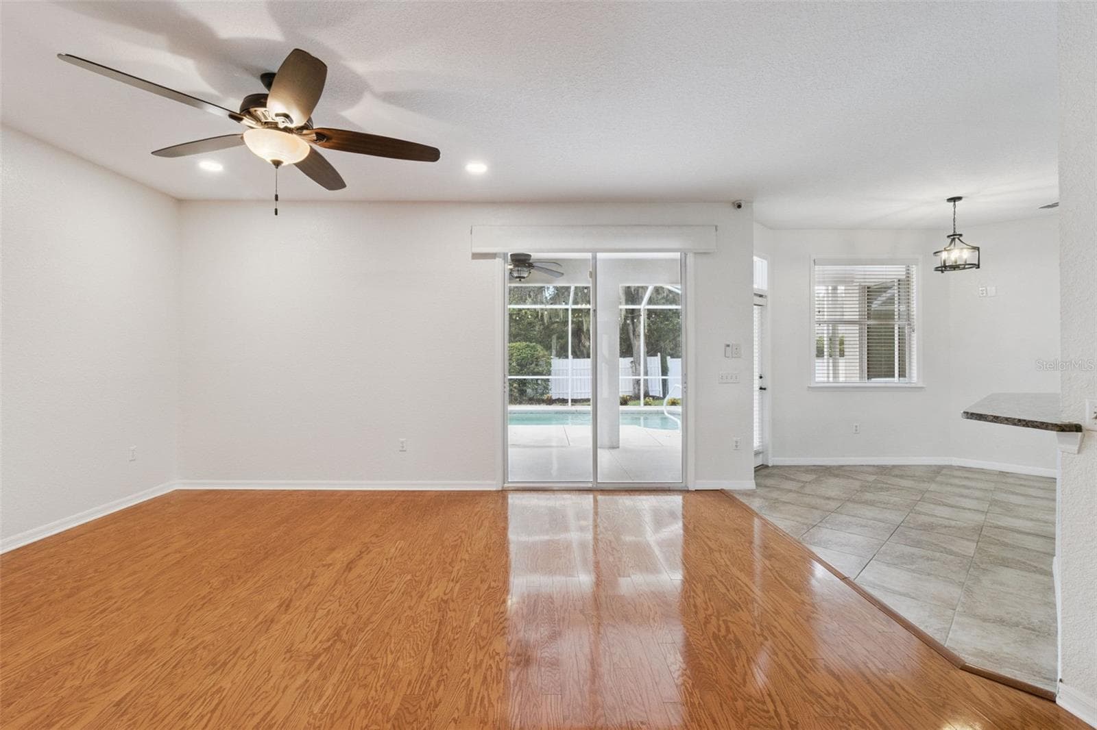 Living Room - 5937 TROPHY LOOP, LAKELAND