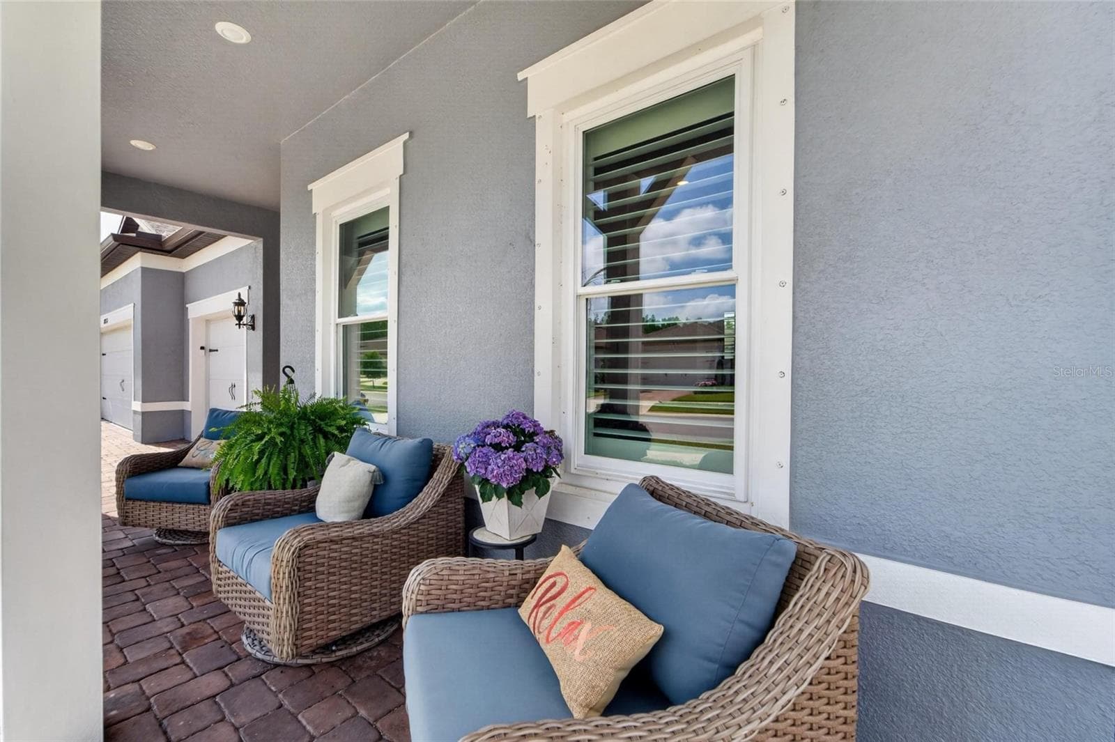 Covered Front Porch - 18752 HORIZON VIEW PT, LAND O LAKES