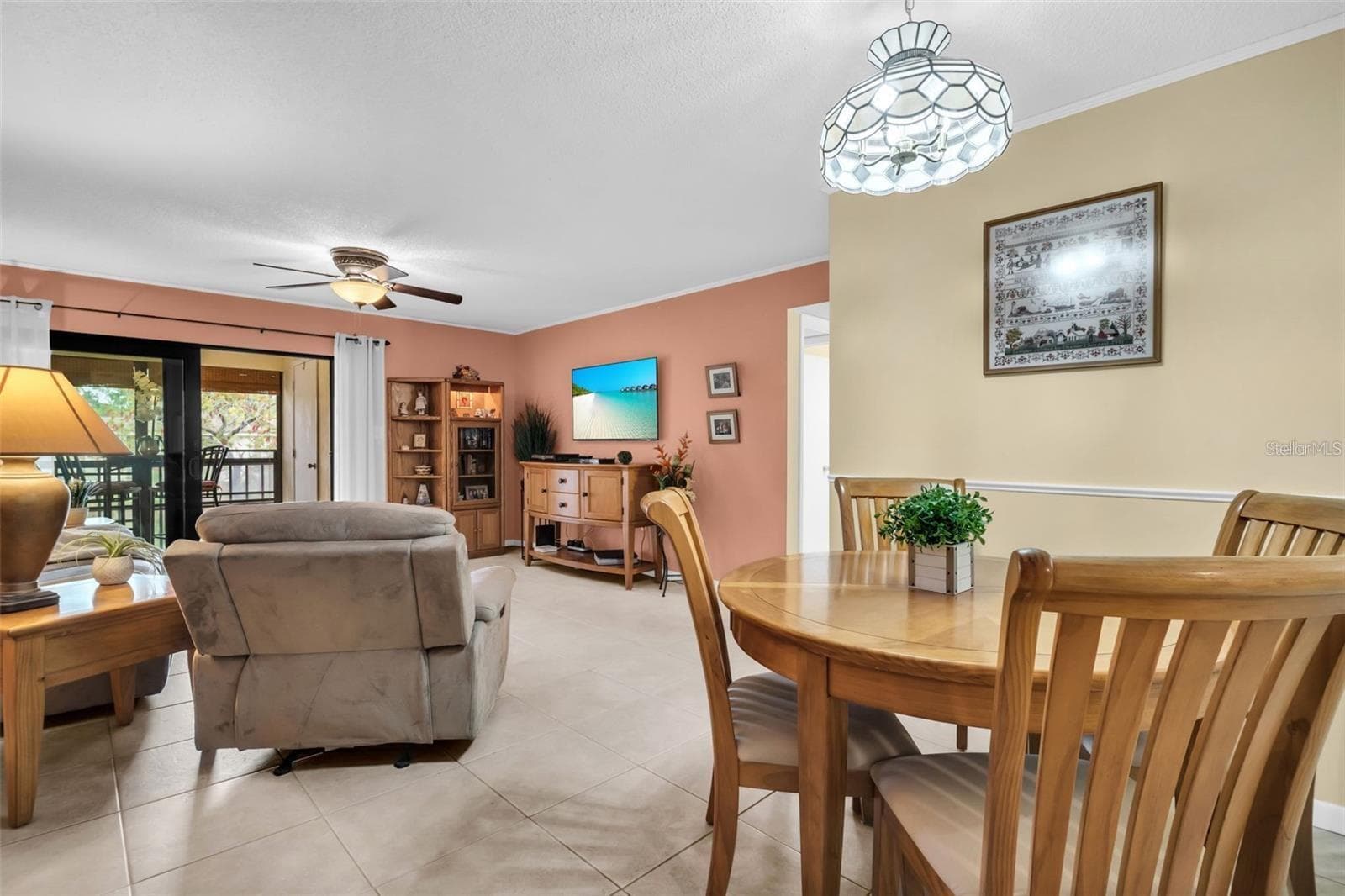 Open & airy spaces~ - 2700 NEBRASKA AVE #5-205, PALM HARBOR