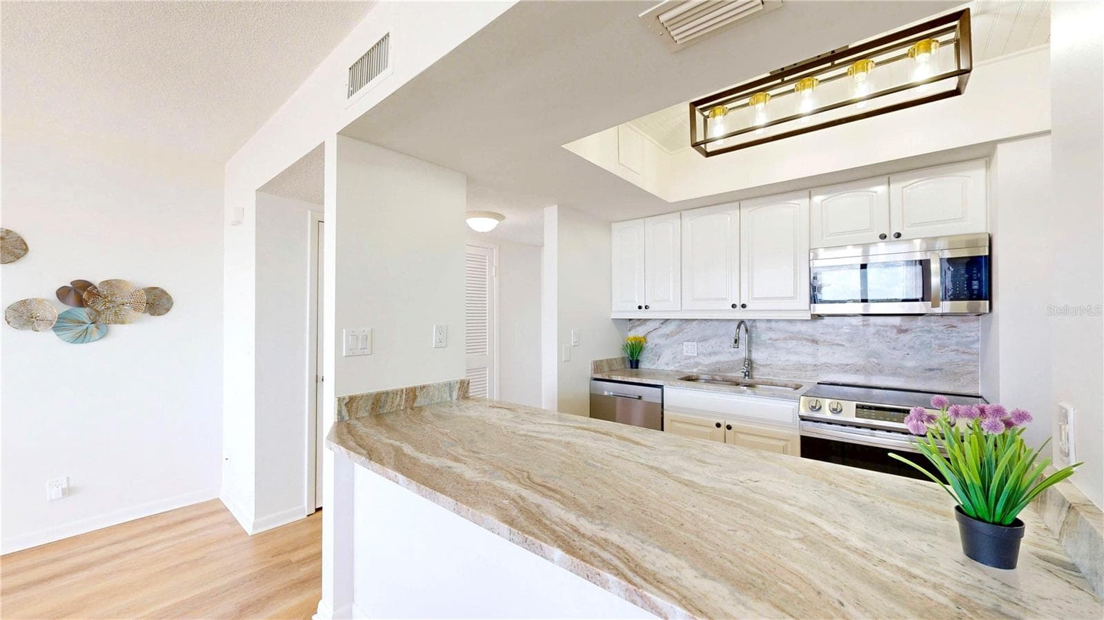 Condominium at 5396 GULF BLVD #909, ST PETE BEACH, photo 15 of 54