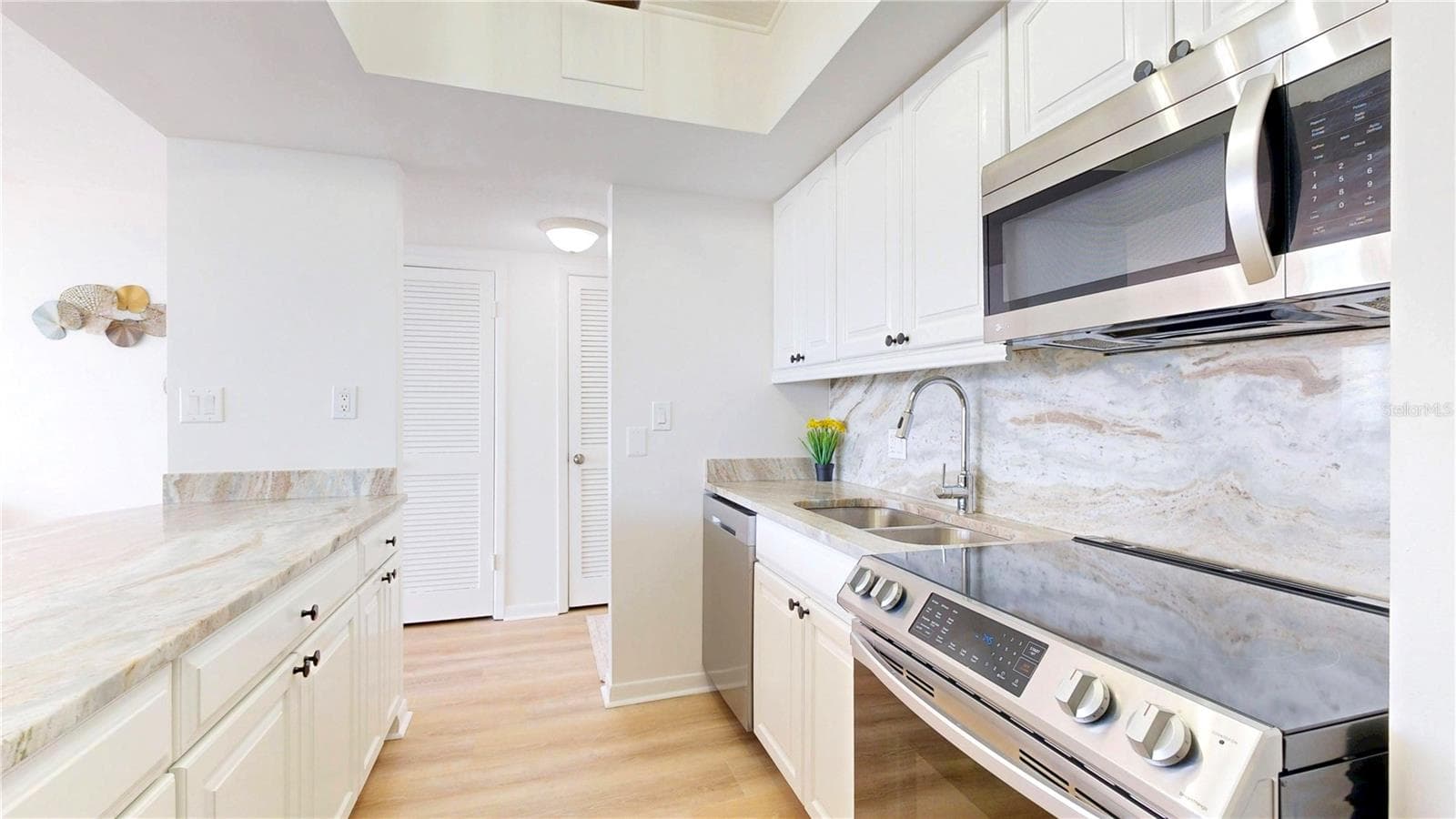 Condominium at 5396 GULF BLVD #909, ST PETE BEACH, photo 17 of 54