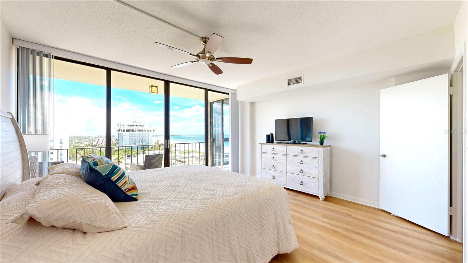 Condominium at 5396 GULF BLVD #909, ST PETE BEACH, photo 28 of 54