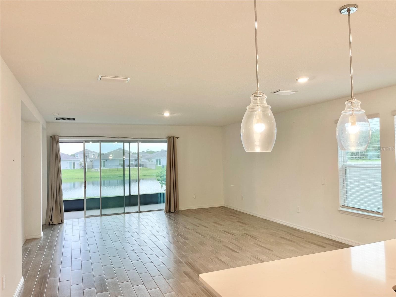 Single Family Residence at 4698 CORAL HARBOUR RD, KISSIMMEE, photo 24 of 41