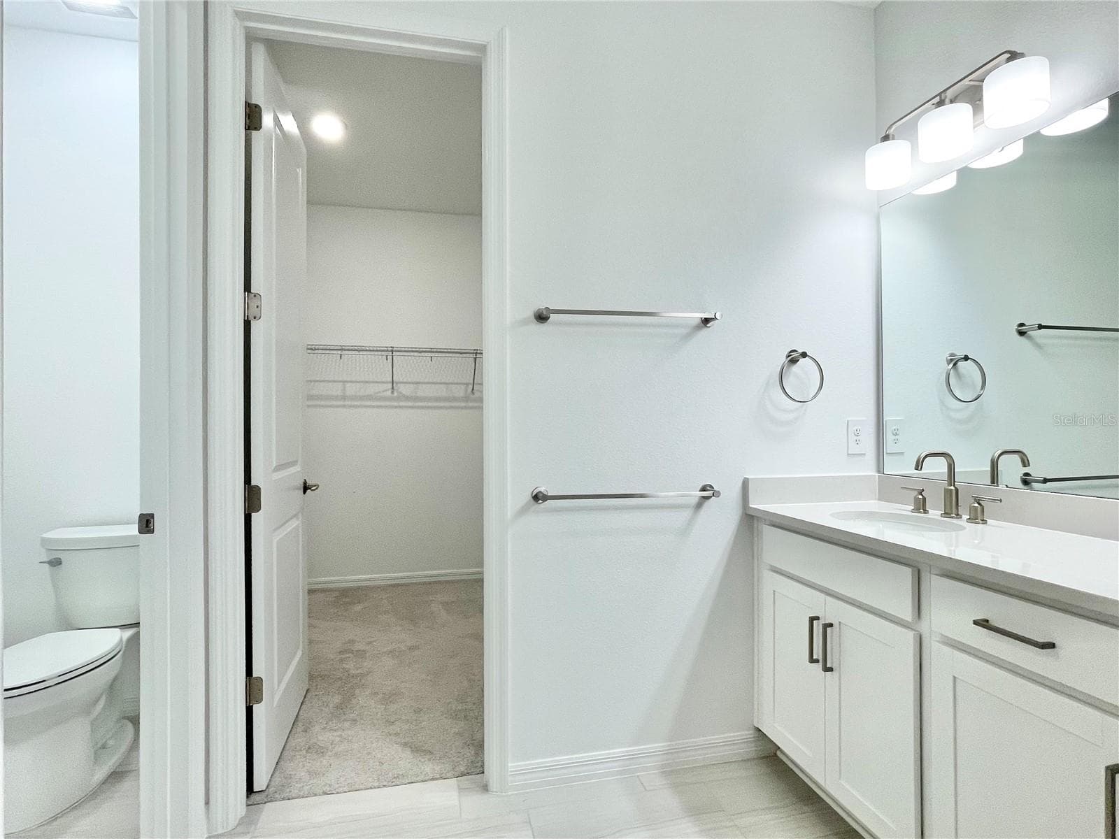 Main Bedroom bathroom - 4698 CORAL HARBOUR RD, KISSIMMEE