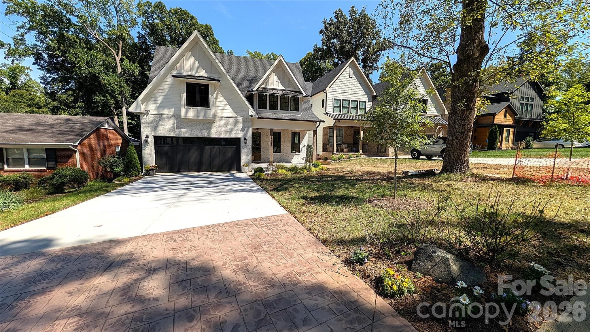 Single Family Residence at 1718 Seifert Circle, Charlotte, photo 4 of 36