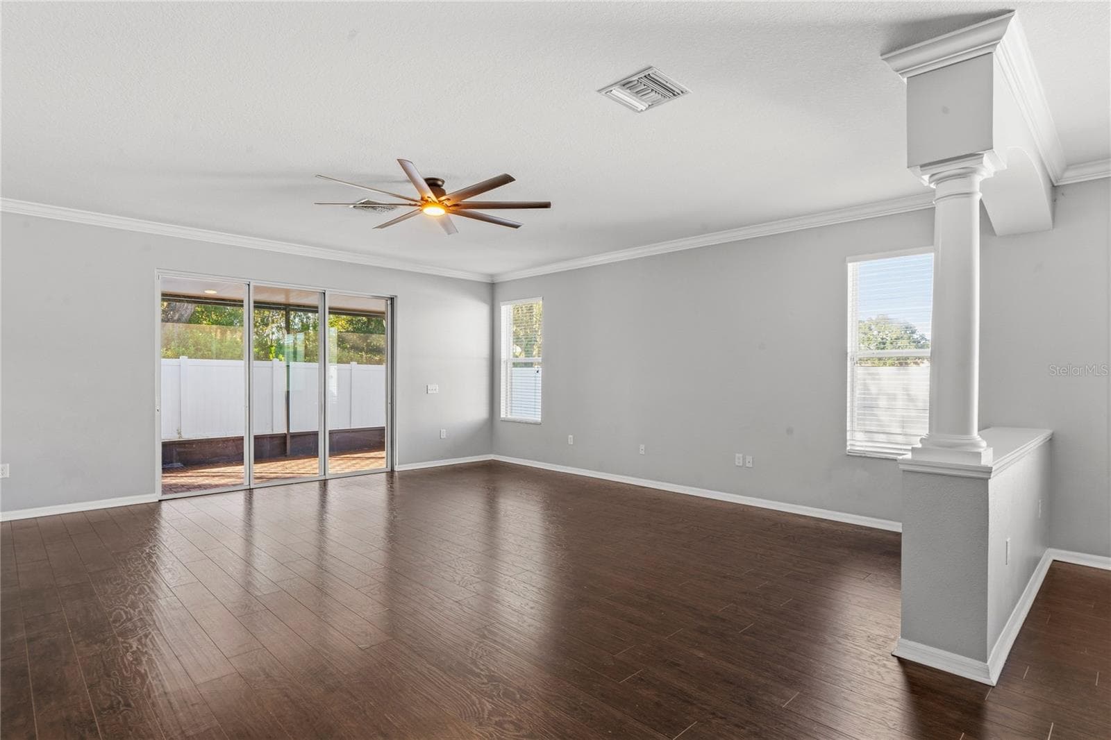 Family room - 9835 BOWDEN MILL CT, LAND O LAKES