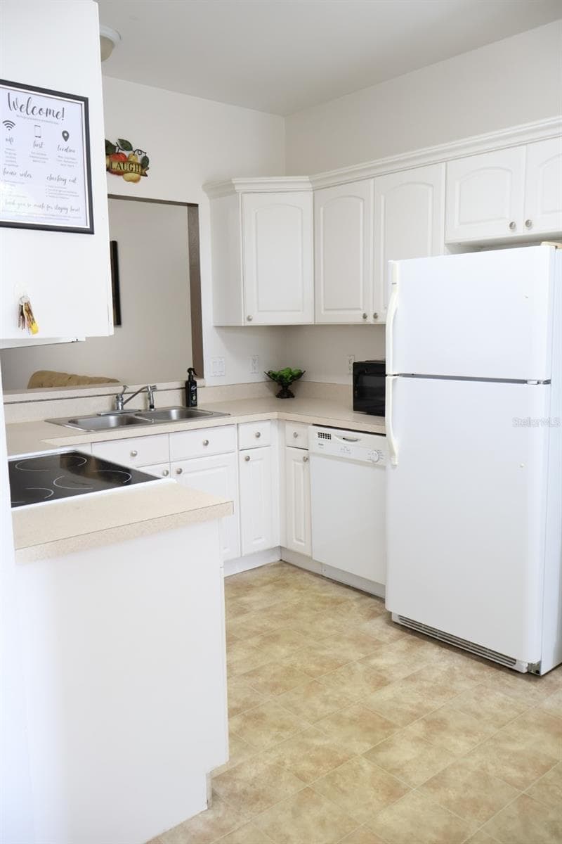 Condominium at 8842 CORAL PALMS CT #B, KISSIMMEE, photo 4 of 36