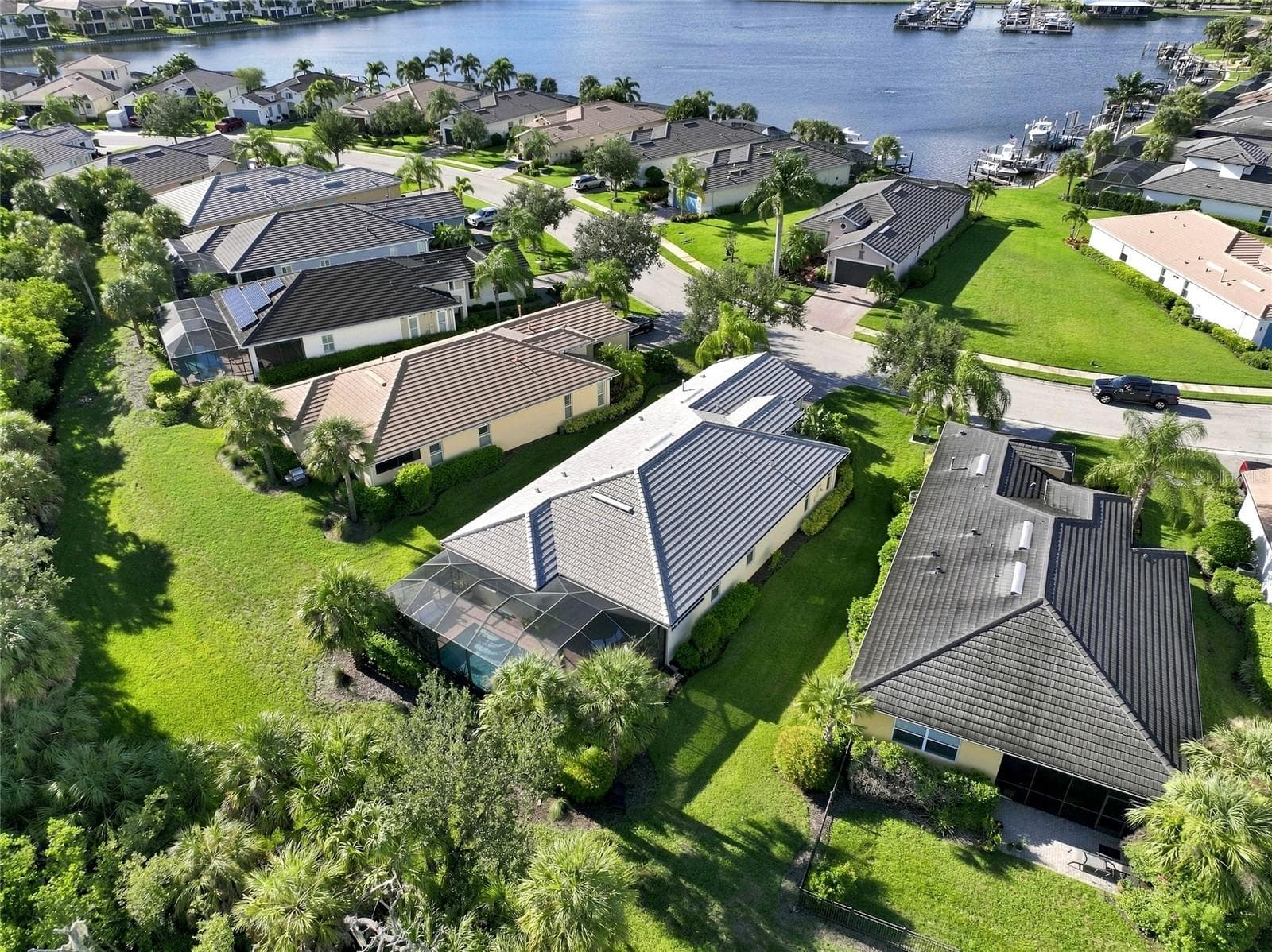 Single Family Residence at 5057 LAKE OVERLOOK AVE, BRADENTON, photo 54 of 88