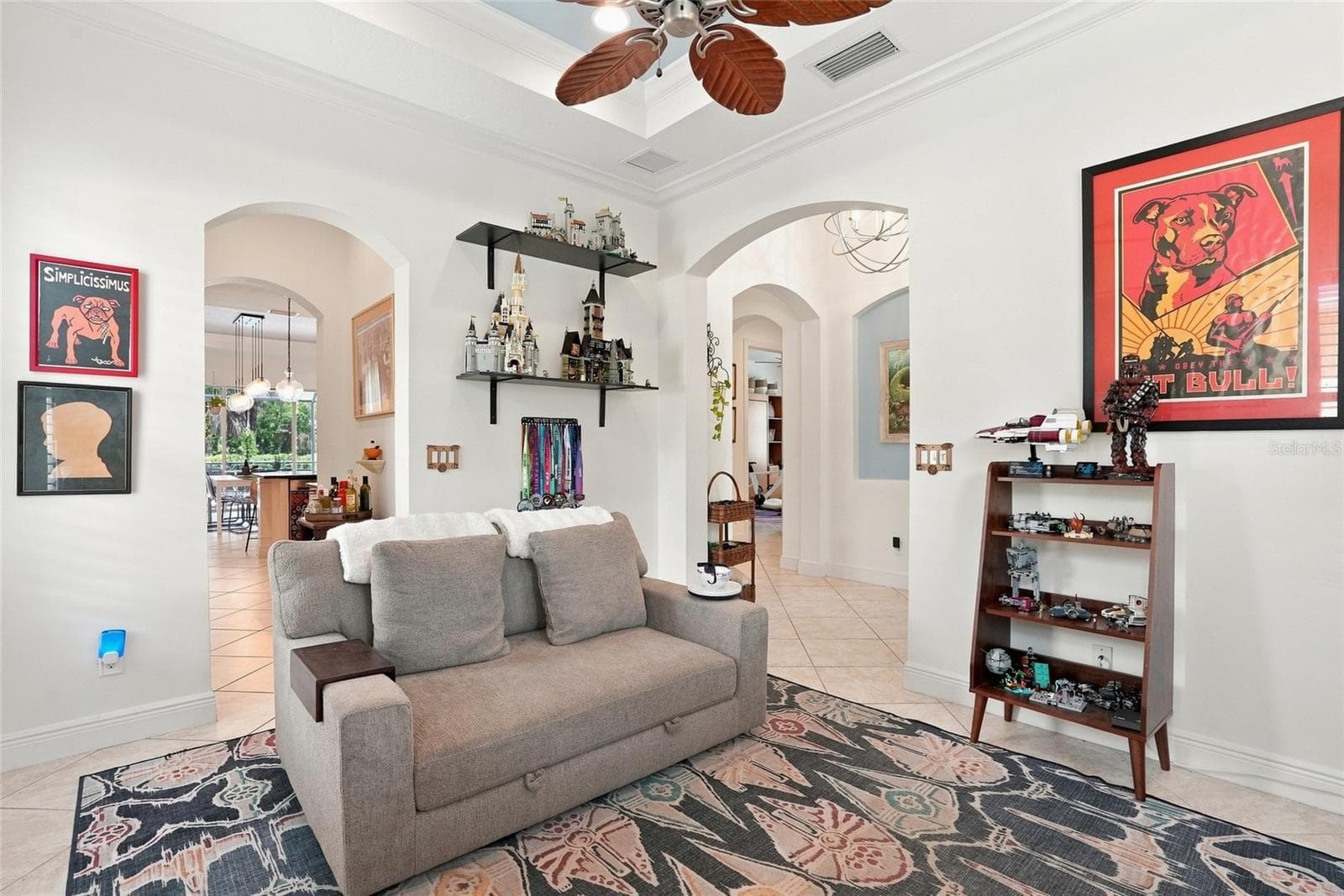office space in front of home - 5057 LAKE OVERLOOK AVE, BRADENTON