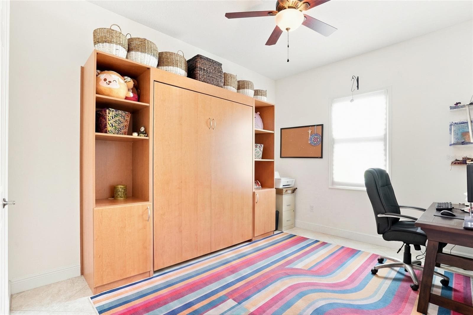 guest room 2 with murphy bed - 5057 LAKE OVERLOOK AVE, BRADENTON