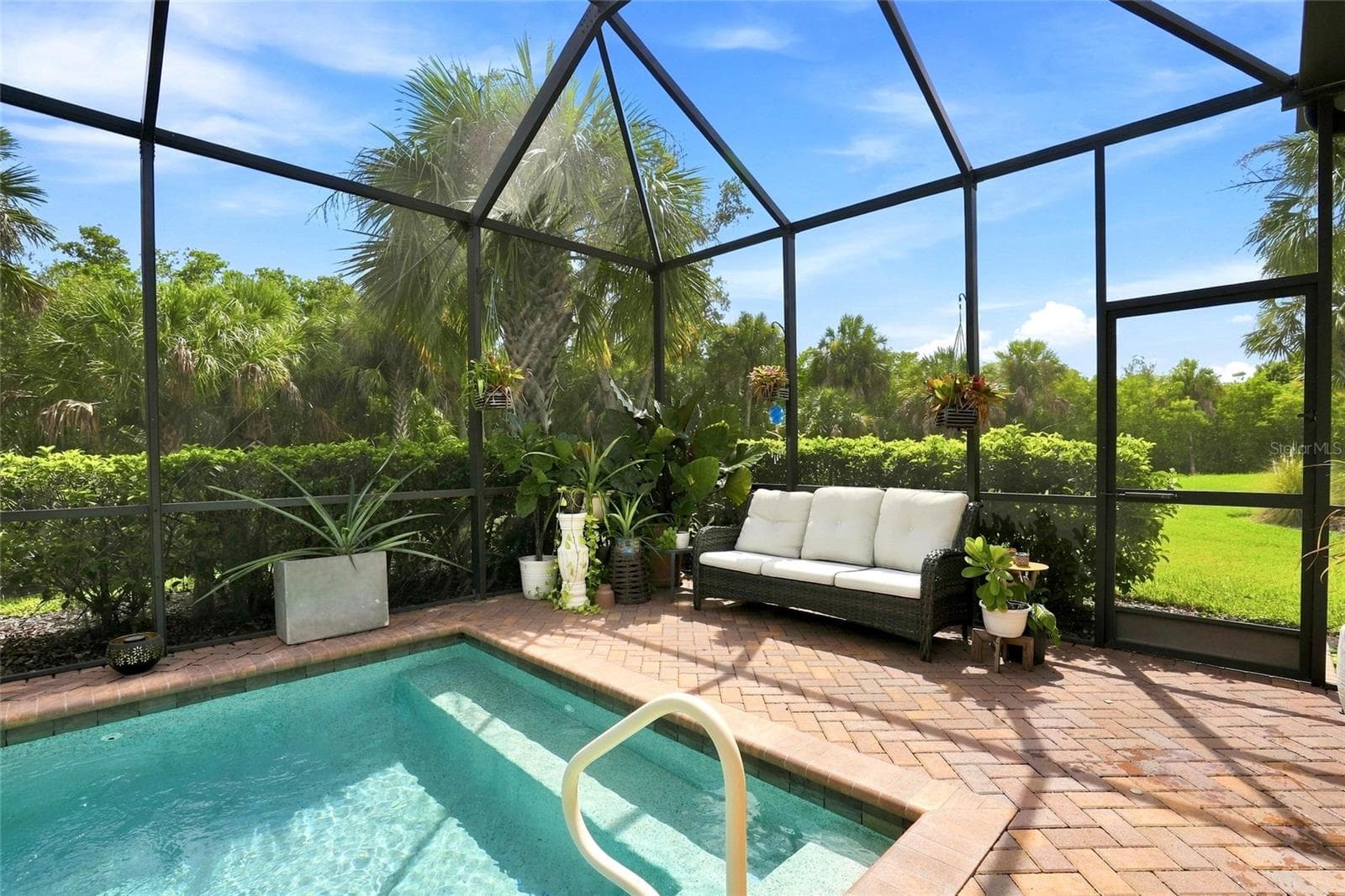 Single Family Residence at 5057 LAKE OVERLOOK AVE, BRADENTON, photo 62 of 88