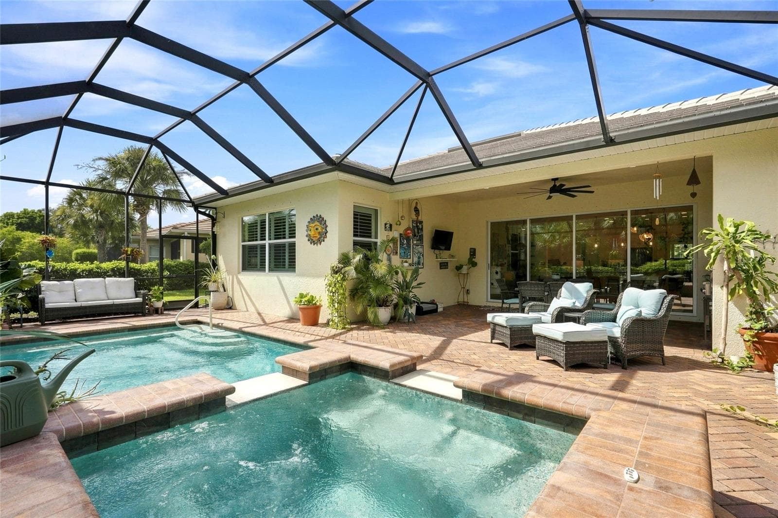 Single Family Residence at 5057 LAKE OVERLOOK AVE, BRADENTON, photo 63 of 88
