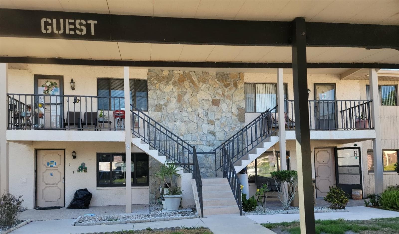 Condominium at 9940 EAGLES POINT CIR #3, PORT RICHEY, photo 2 of 61