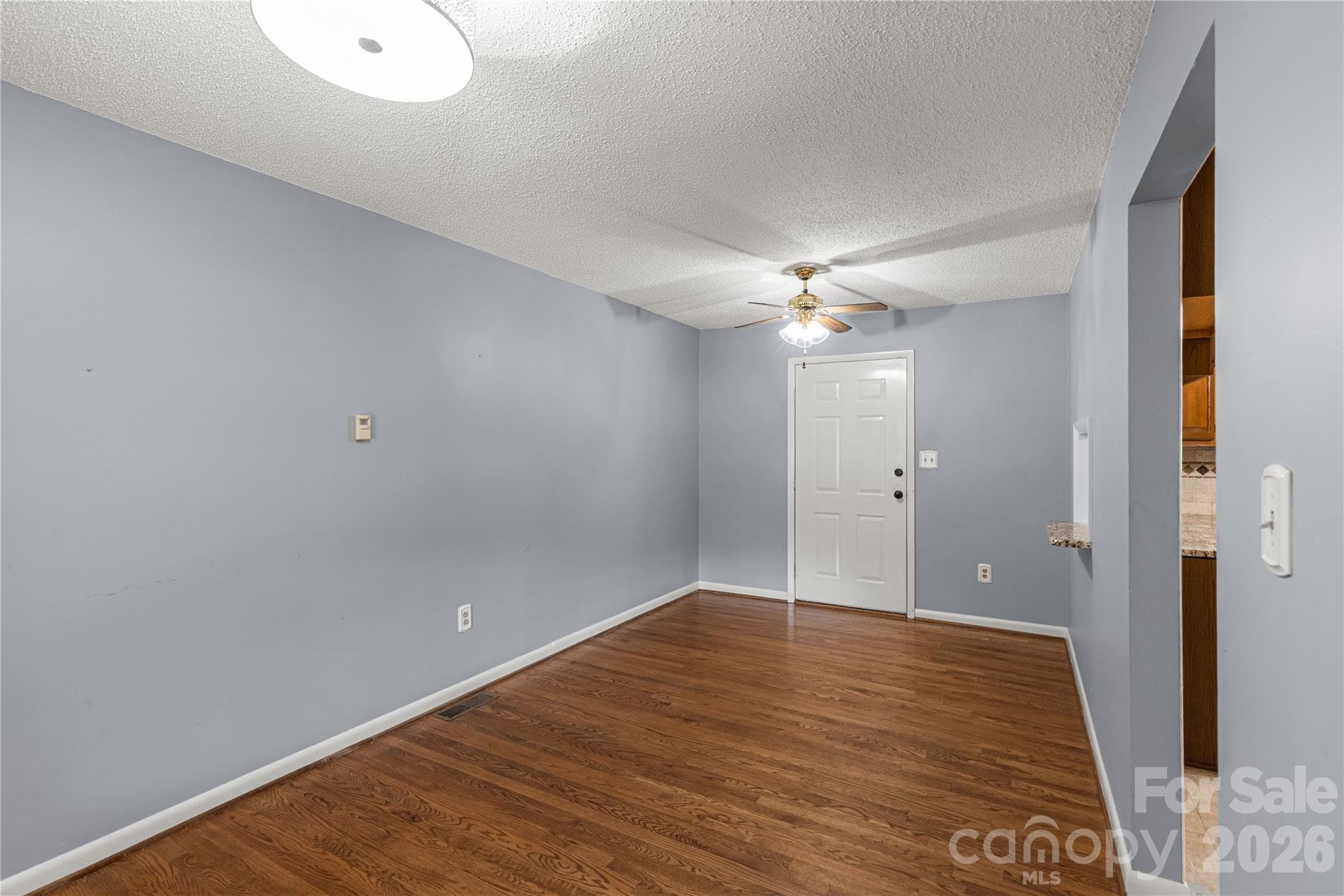Single Family Residence at 1575 Lincoln Road, York, photo 13 of 47