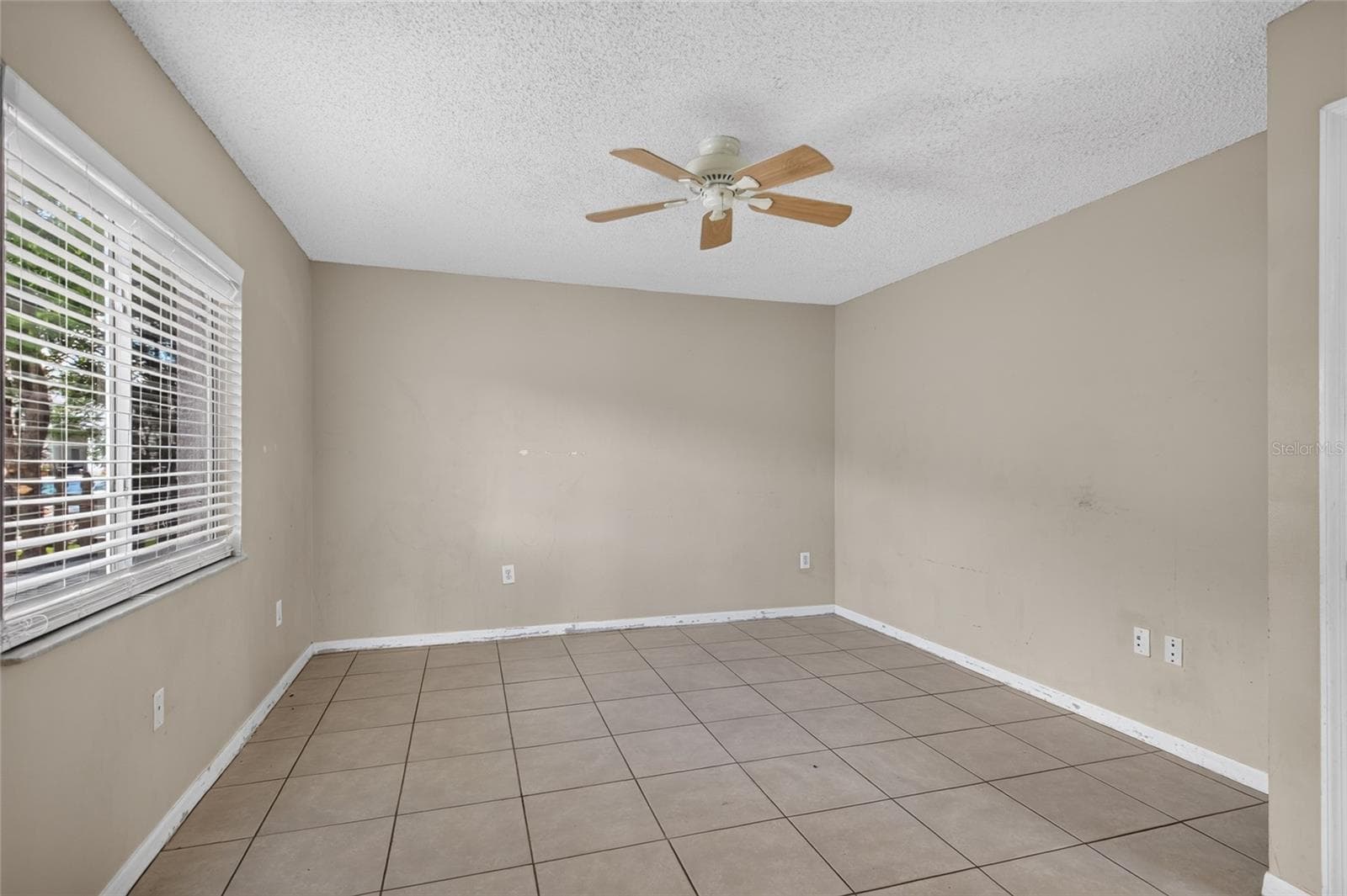 Single Family Residence at 310 SHELBY BROOKE DR, PLANT CITY, photo 16 of 27