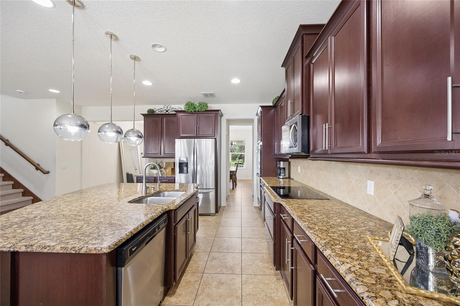 Single Family Residence at 3899 MT VERNON WAY, KISSIMMEE, photo 11 of 48