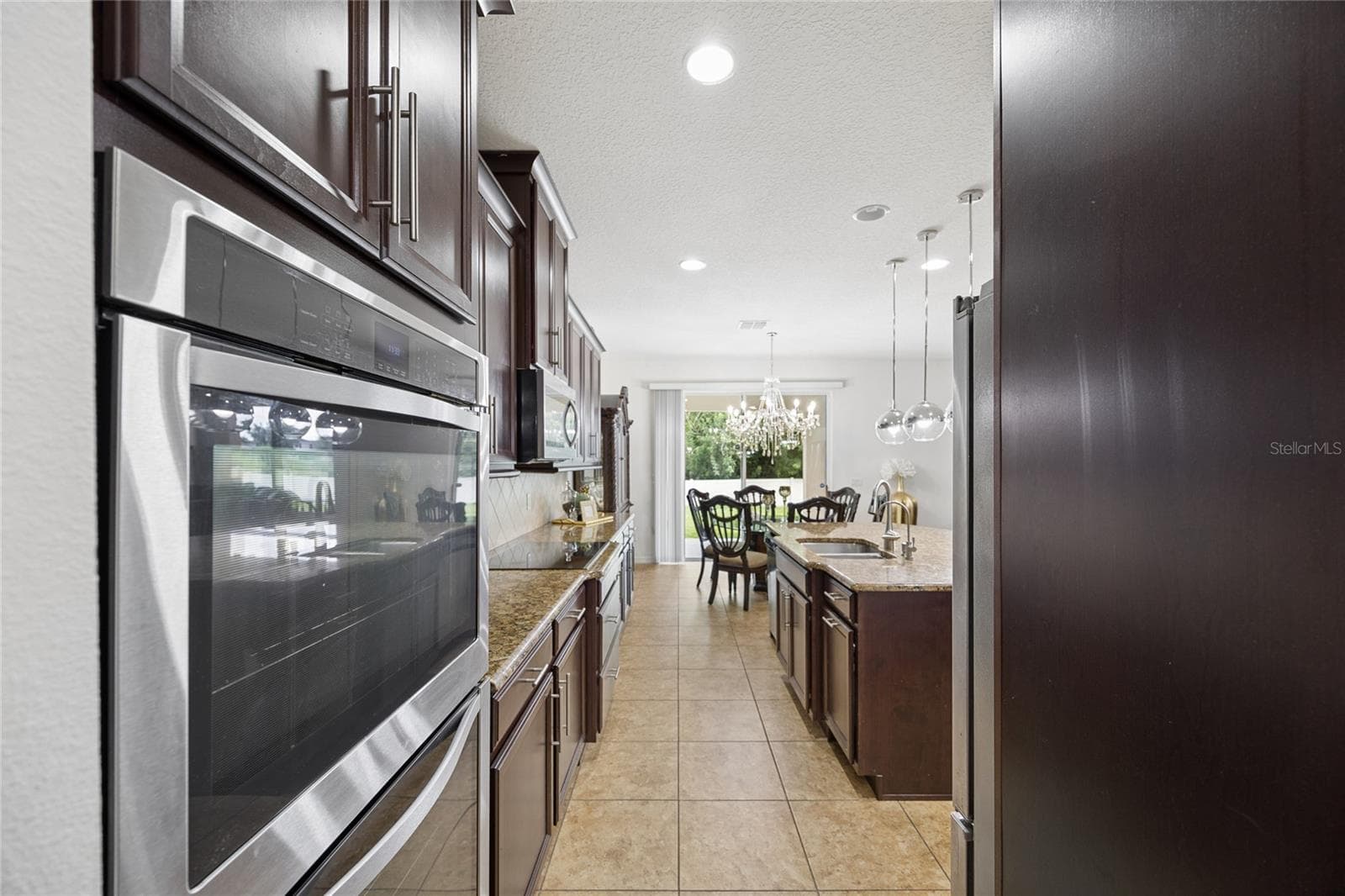 Single Family Residence at 3899 MT VERNON WAY, KISSIMMEE, photo 12 of 48