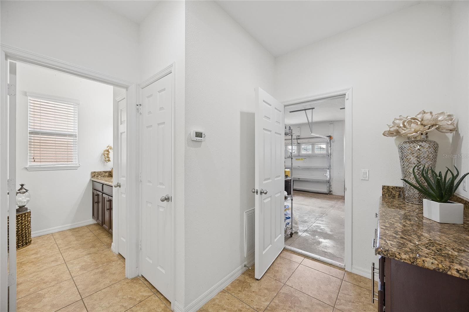 Single Family Residence at 3899 MT VERNON WAY, KISSIMMEE, photo 19 of 48