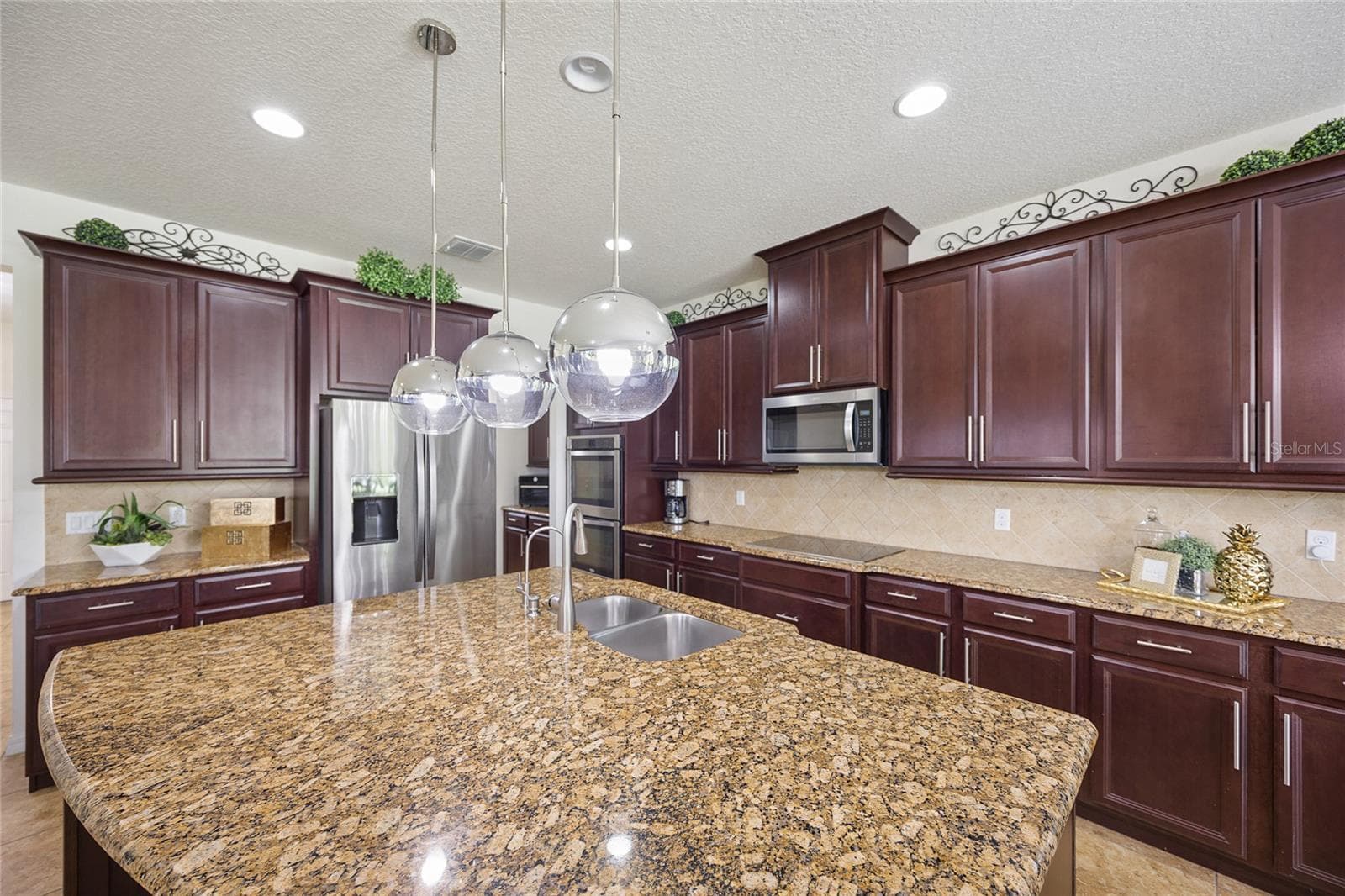 Single Family Residence at 3899 MT VERNON WAY, KISSIMMEE, photo 37 of 48