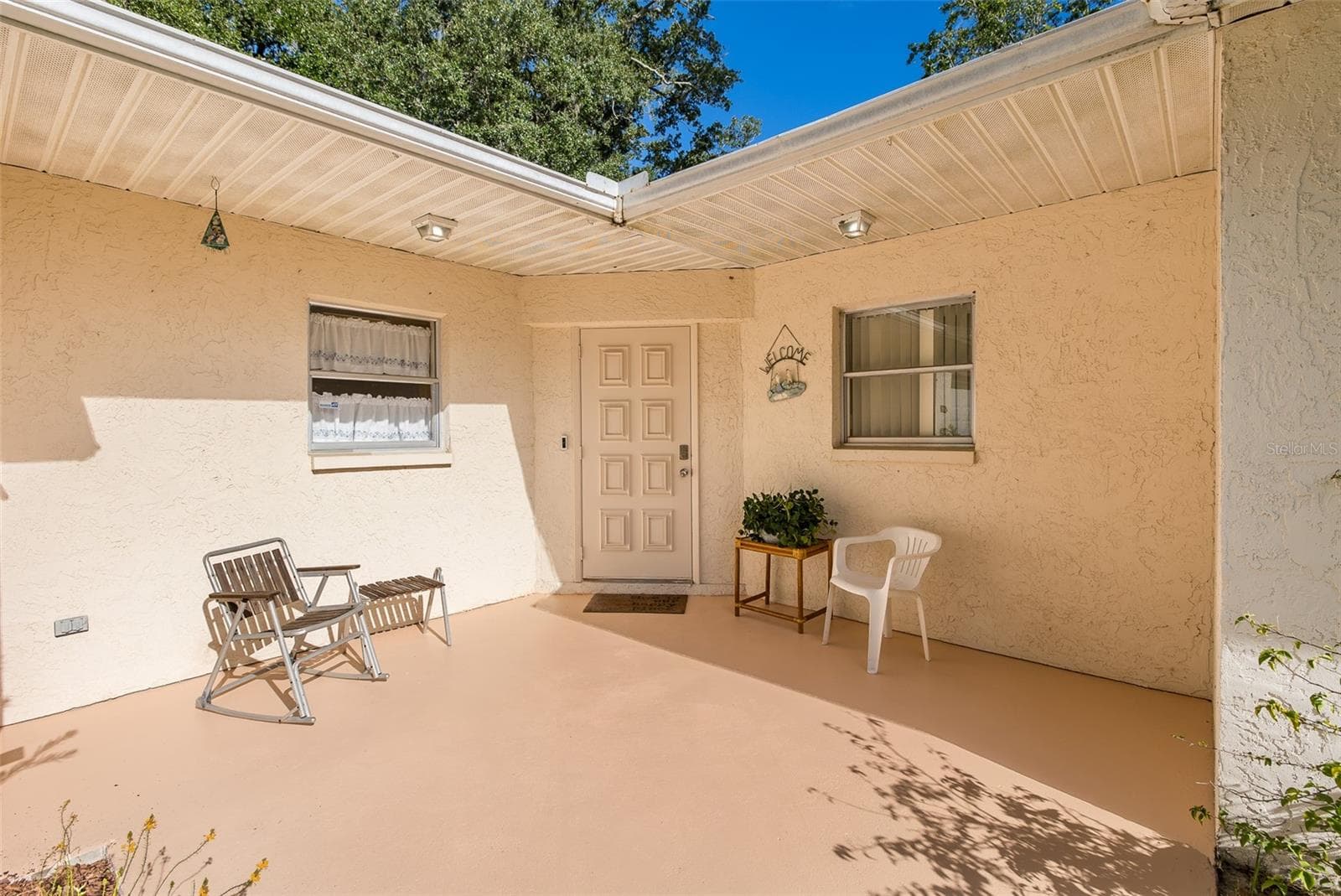 Single Family Residence at 4715 NEEDLE PALM DR, NEW PORT RICHEY, photo 3 of 58