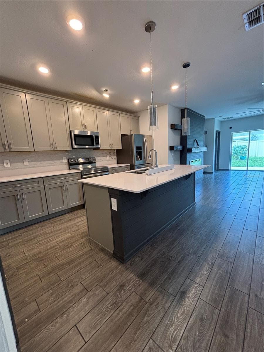 Single Family Residence at 502 JETT LN, DAVENPORT, photo 7 of 22