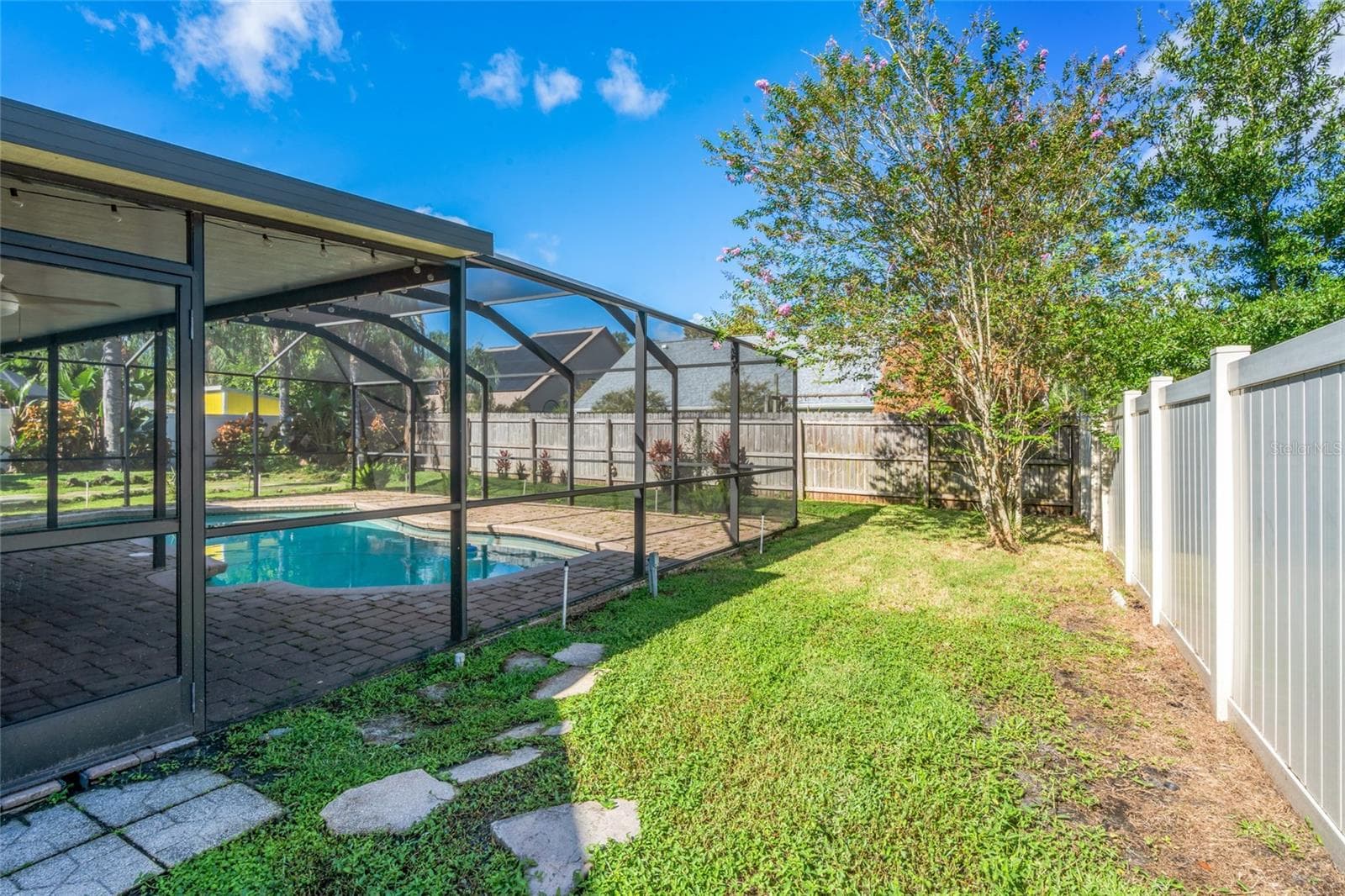 Single Family Residence at 14904 PERRIWINKLE PL, TAMPA, photo 21 of 64
