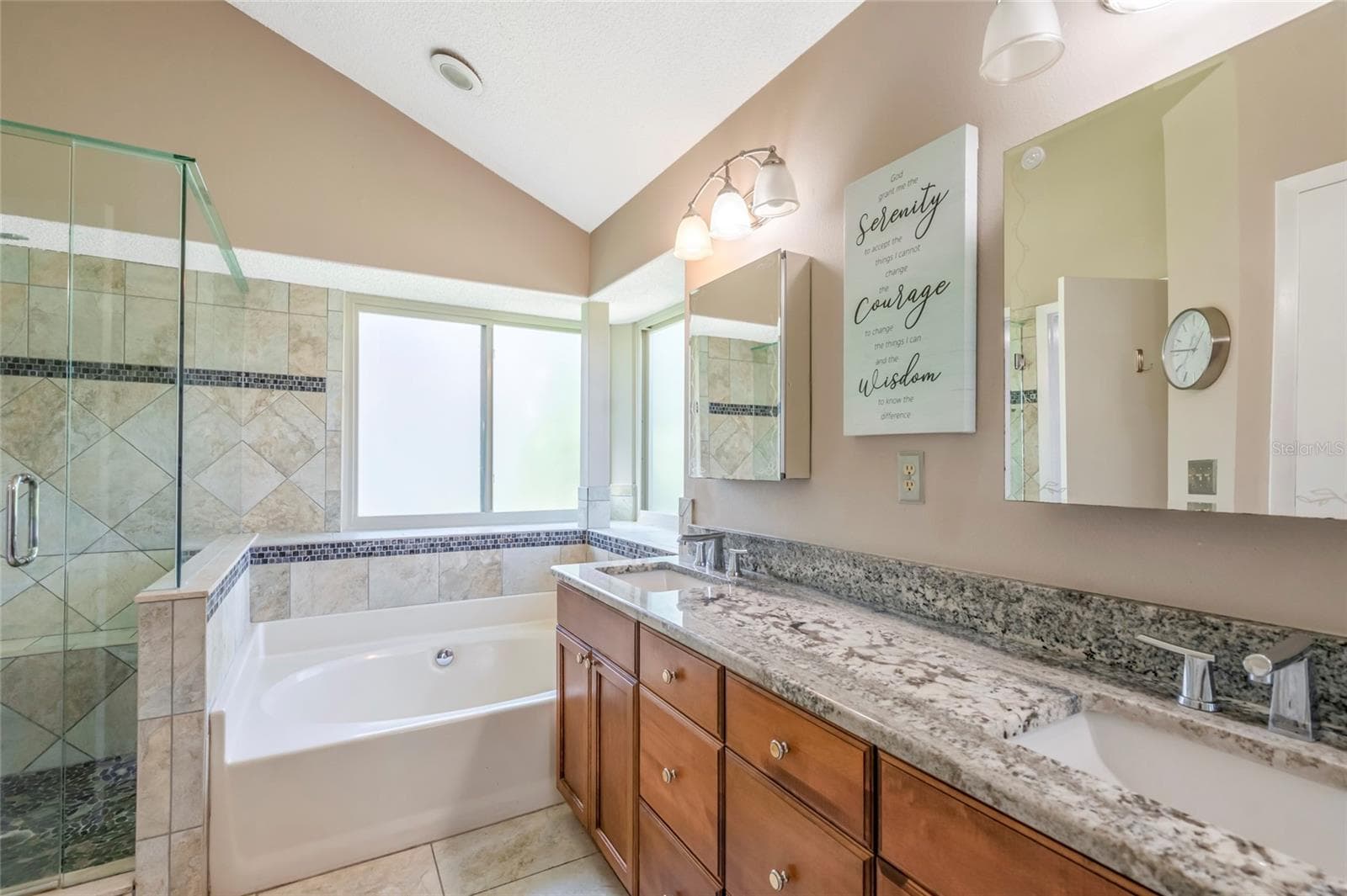 Single Family Residence at 14904 PERRIWINKLE PL, TAMPA, photo 49 of 64