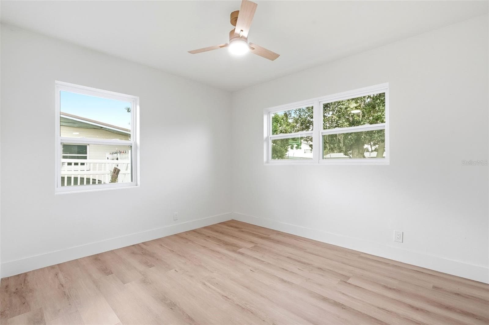 Single Family Residence at 2519 OVERLAKE AVE, ORLANDO, photo 15 of 35