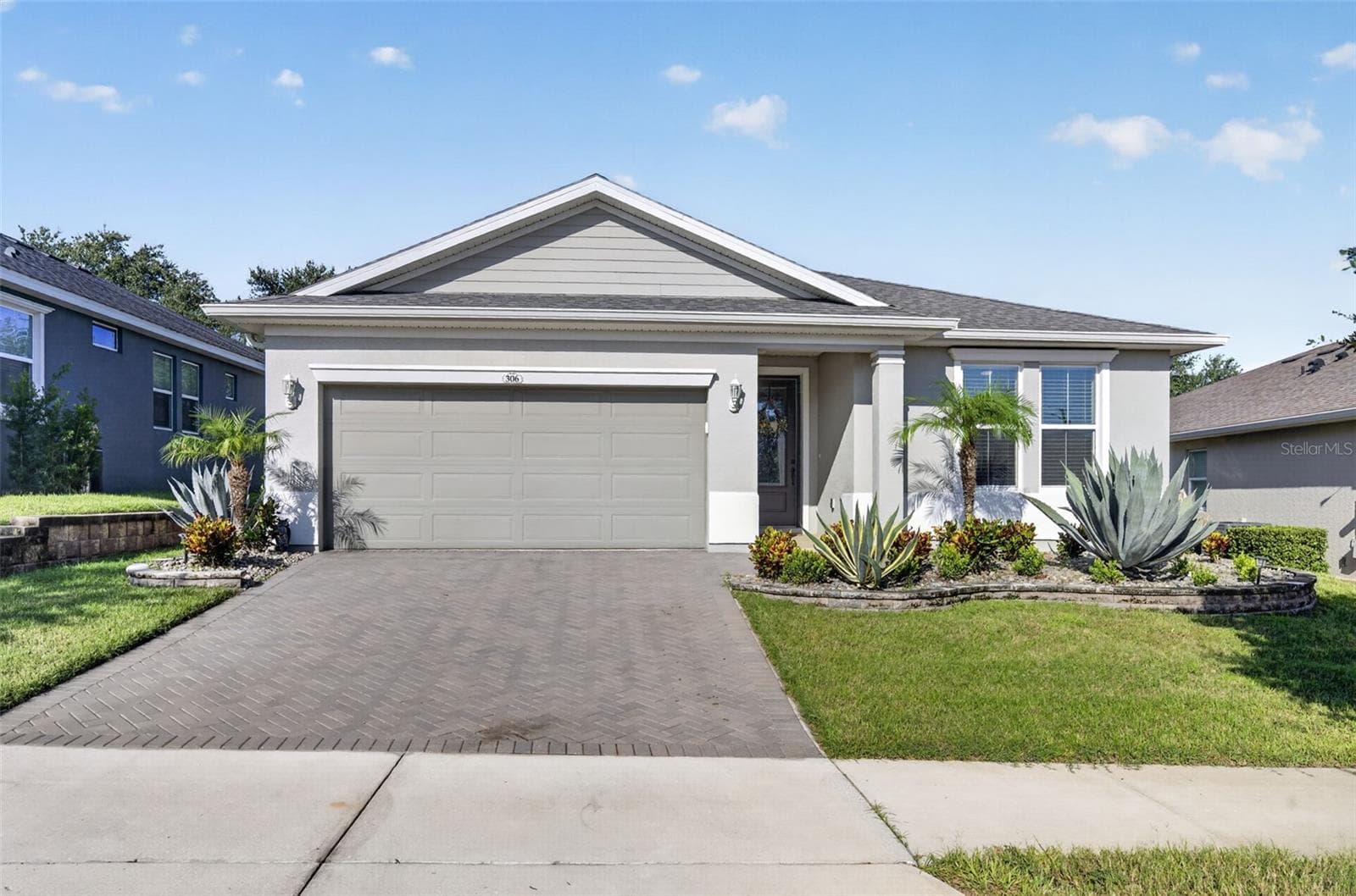 Single Family Residence at 306 ALCOVE DR, GROVELAND, photo 2 of 65
