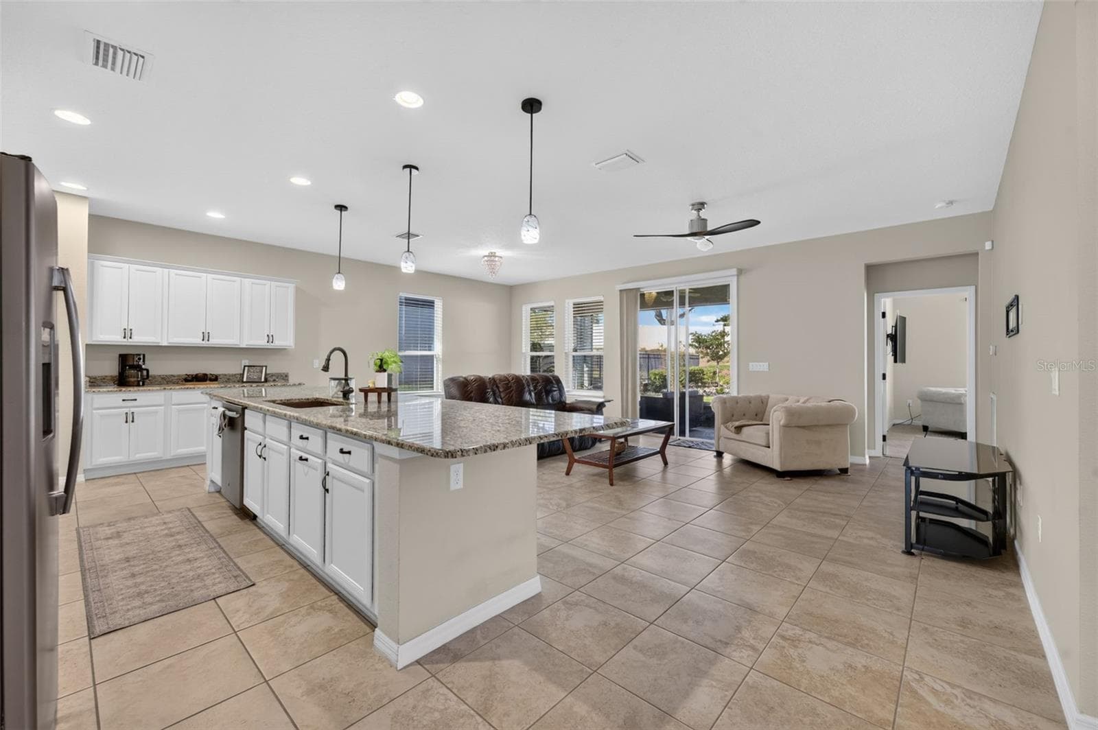 Single Family Residence at 306 ALCOVE DR, GROVELAND, photo 6 of 65