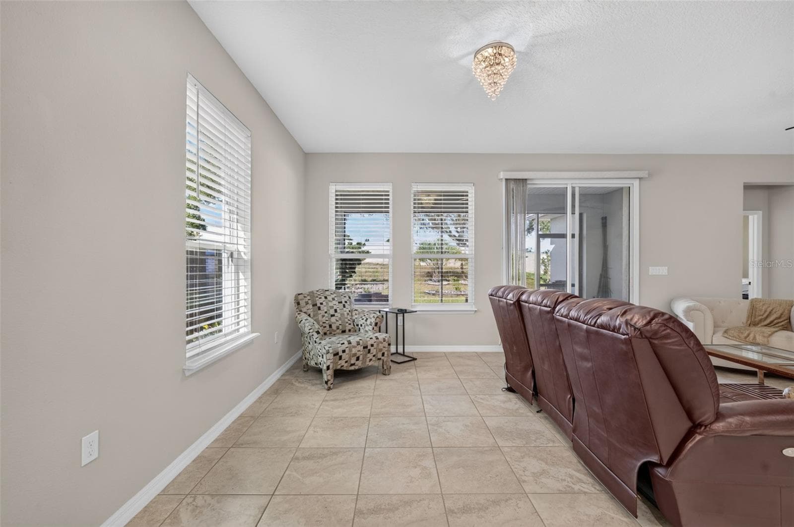 Single Family Residence at 306 ALCOVE DR, GROVELAND, photo 9 of 65