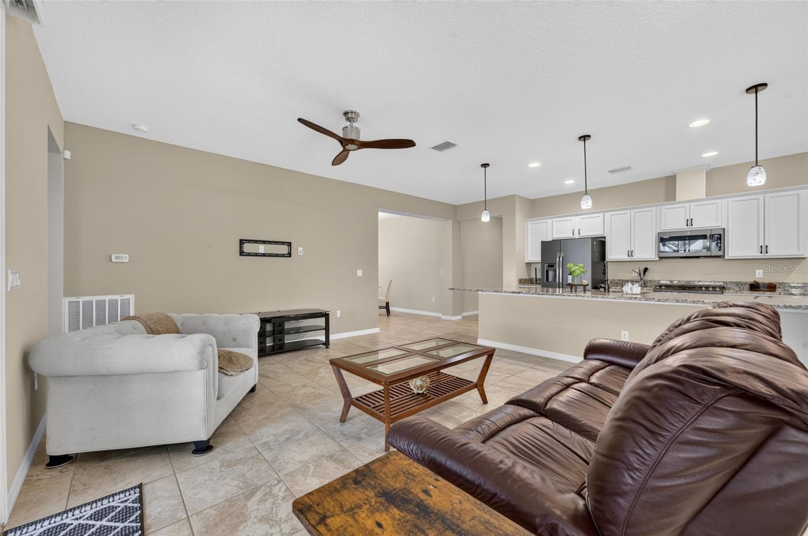 Single Family Residence at 306 ALCOVE DR, GROVELAND, photo 10 of 65