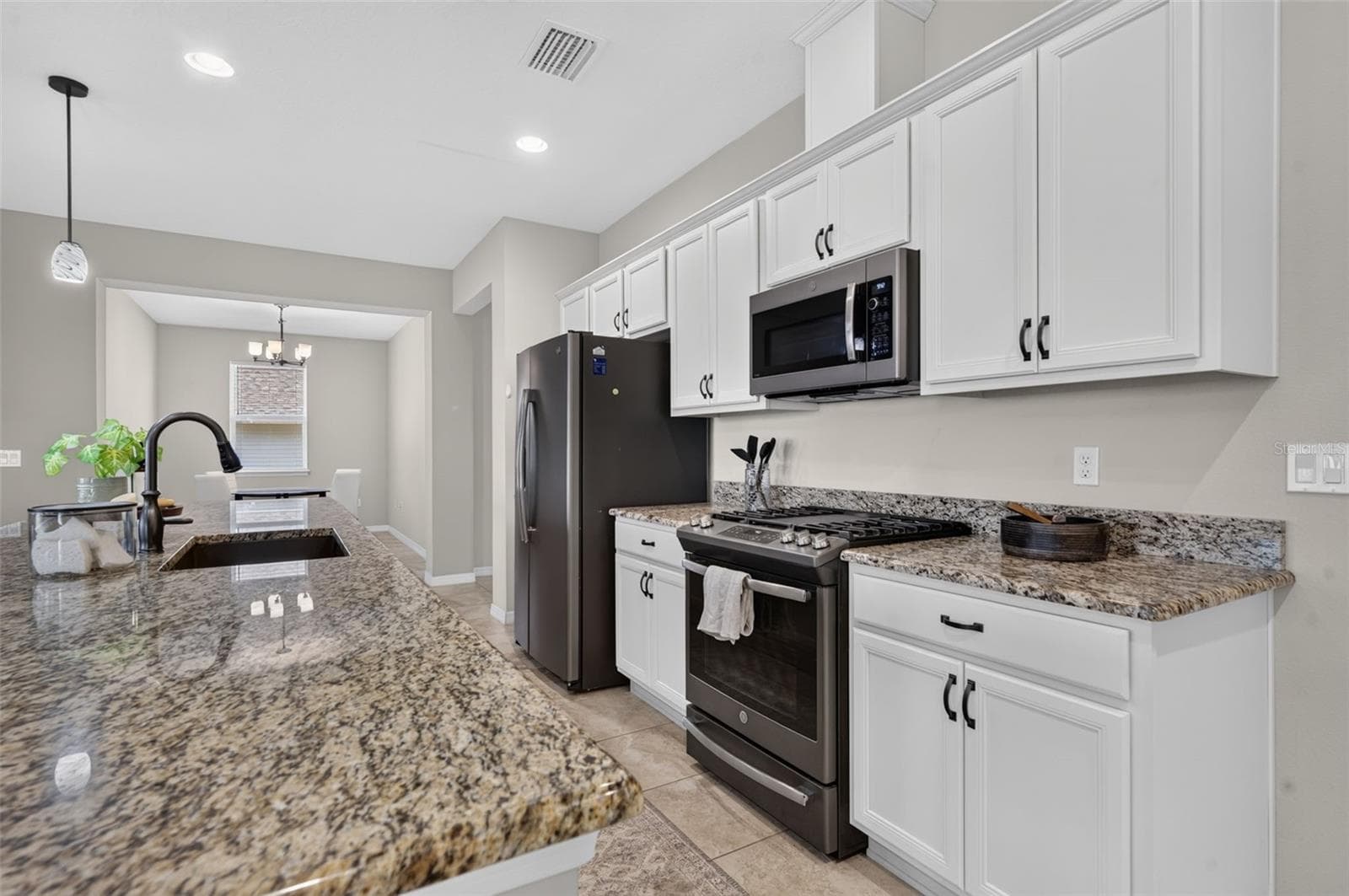 Single Family Residence at 306 ALCOVE DR, GROVELAND, photo 17 of 65