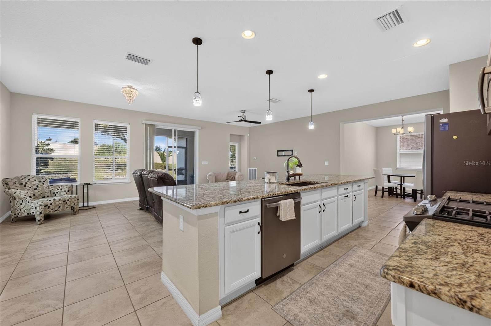Single Family Residence at 306 ALCOVE DR, GROVELAND, photo 18 of 65