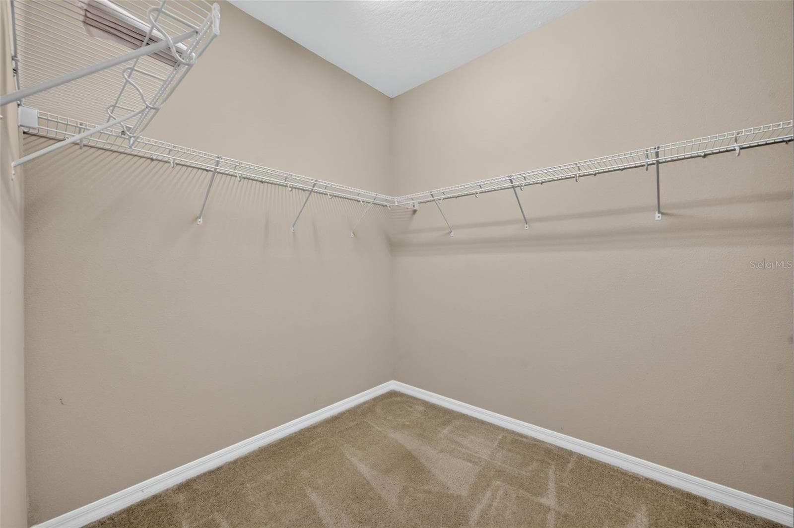 Single Family Residence at 306 ALCOVE DR, GROVELAND, photo 30 of 65