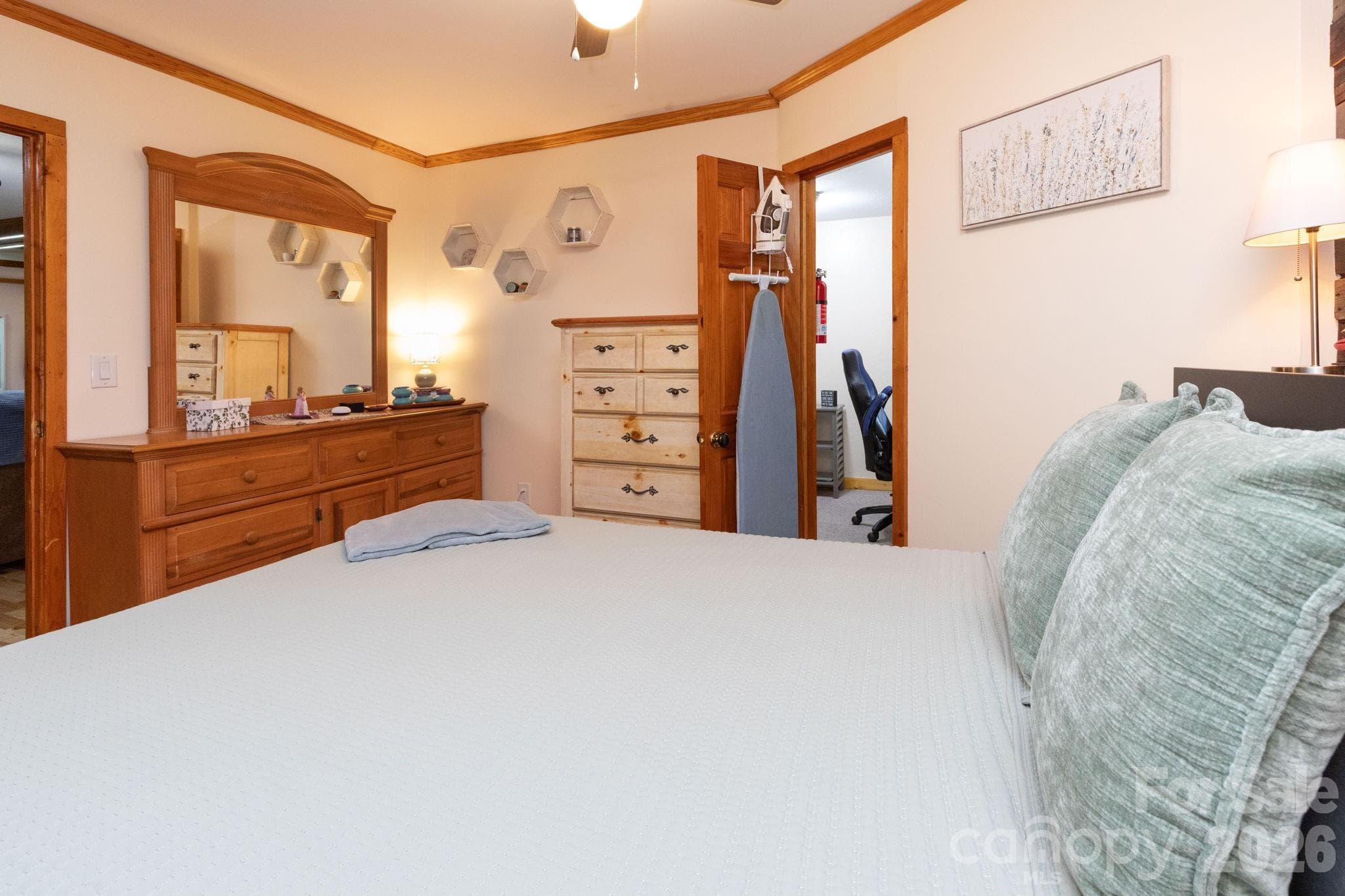 Single Family Residence at 3387 Union Hill Road, Whittier, photo 13 of 25