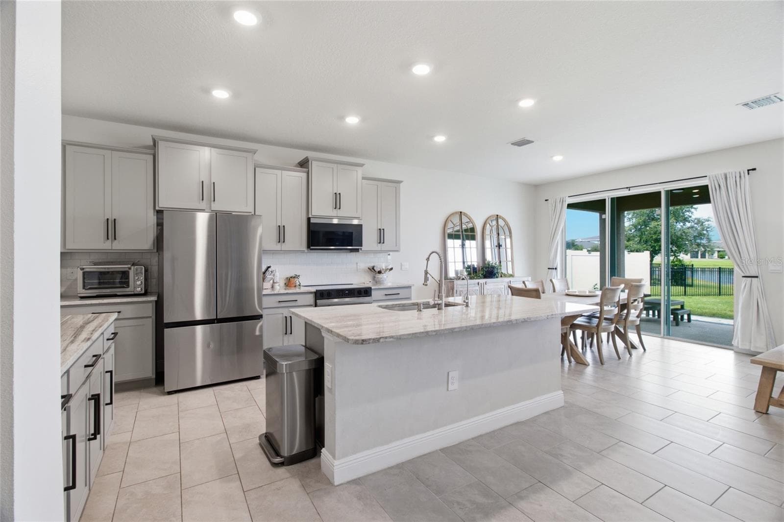 Single Family Residence at 17656 CANTARINA CV, BRADENTON, photo 7 of 67