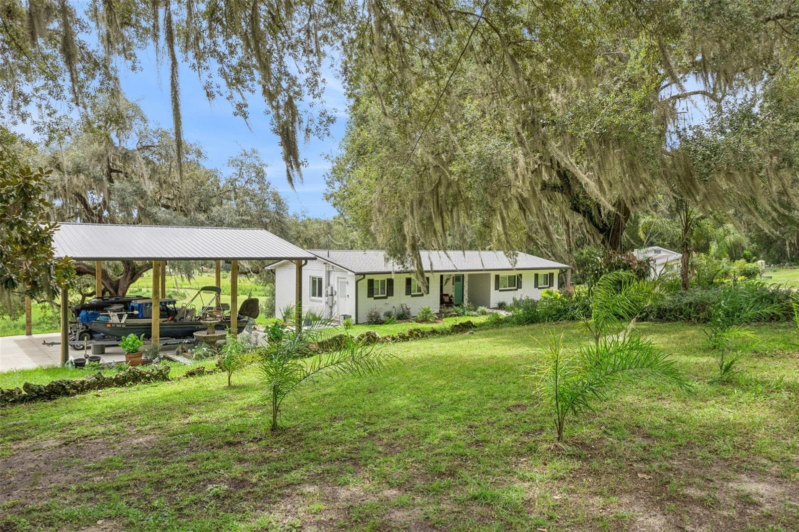 1476 SPRING LAKE RD