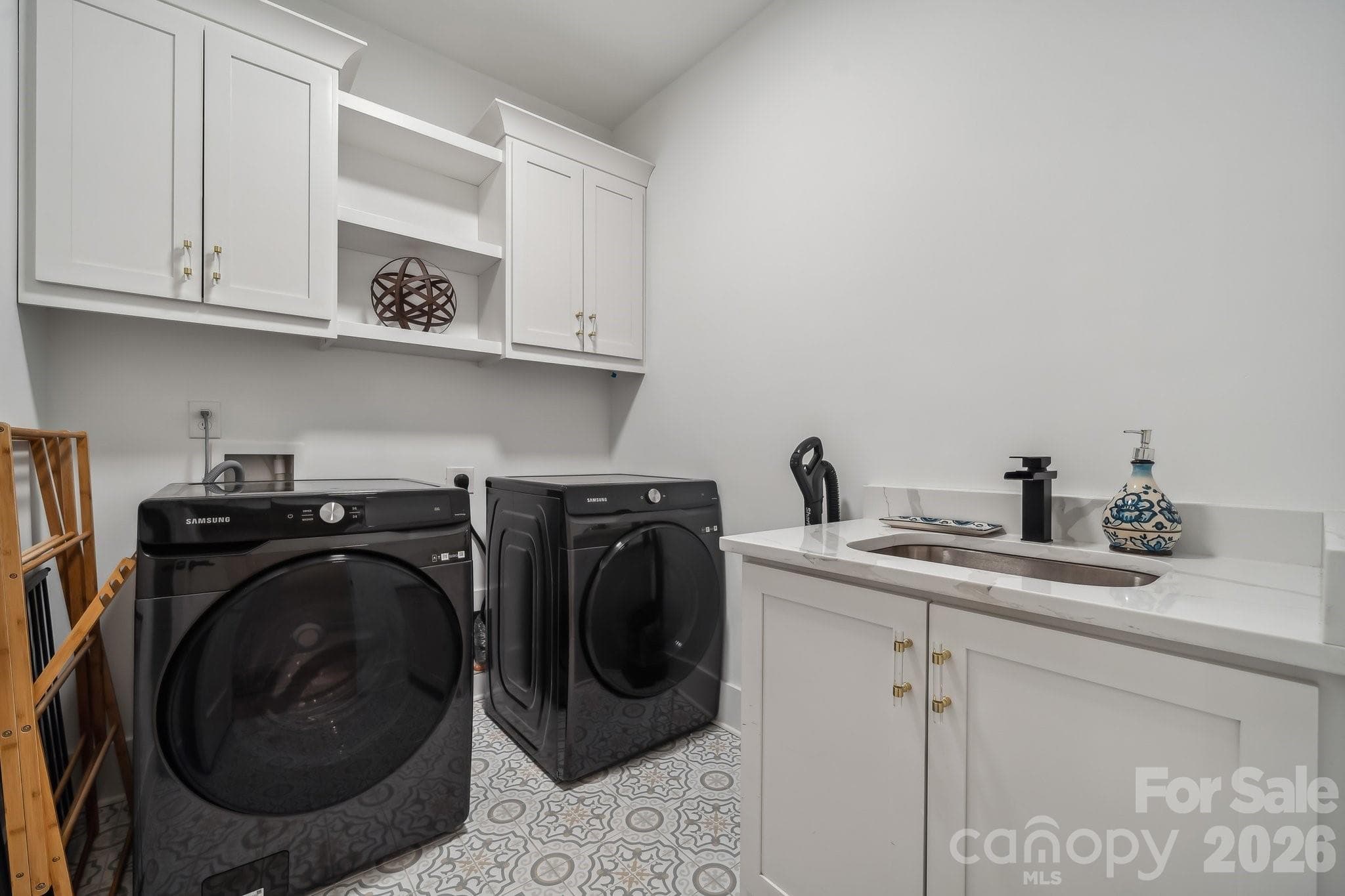 Laundry Room - 1412 N Caldwell Street, Charlotte