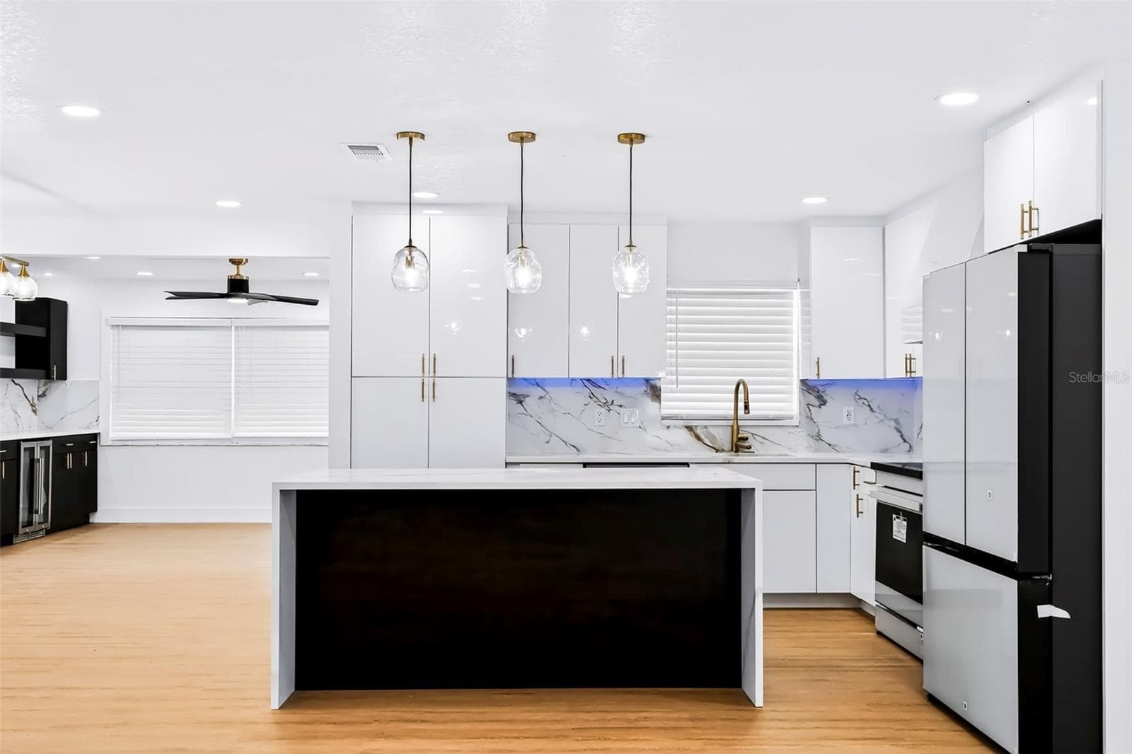 KITCHEN - 1077 40TH AVE NE, ST PETERSBURG