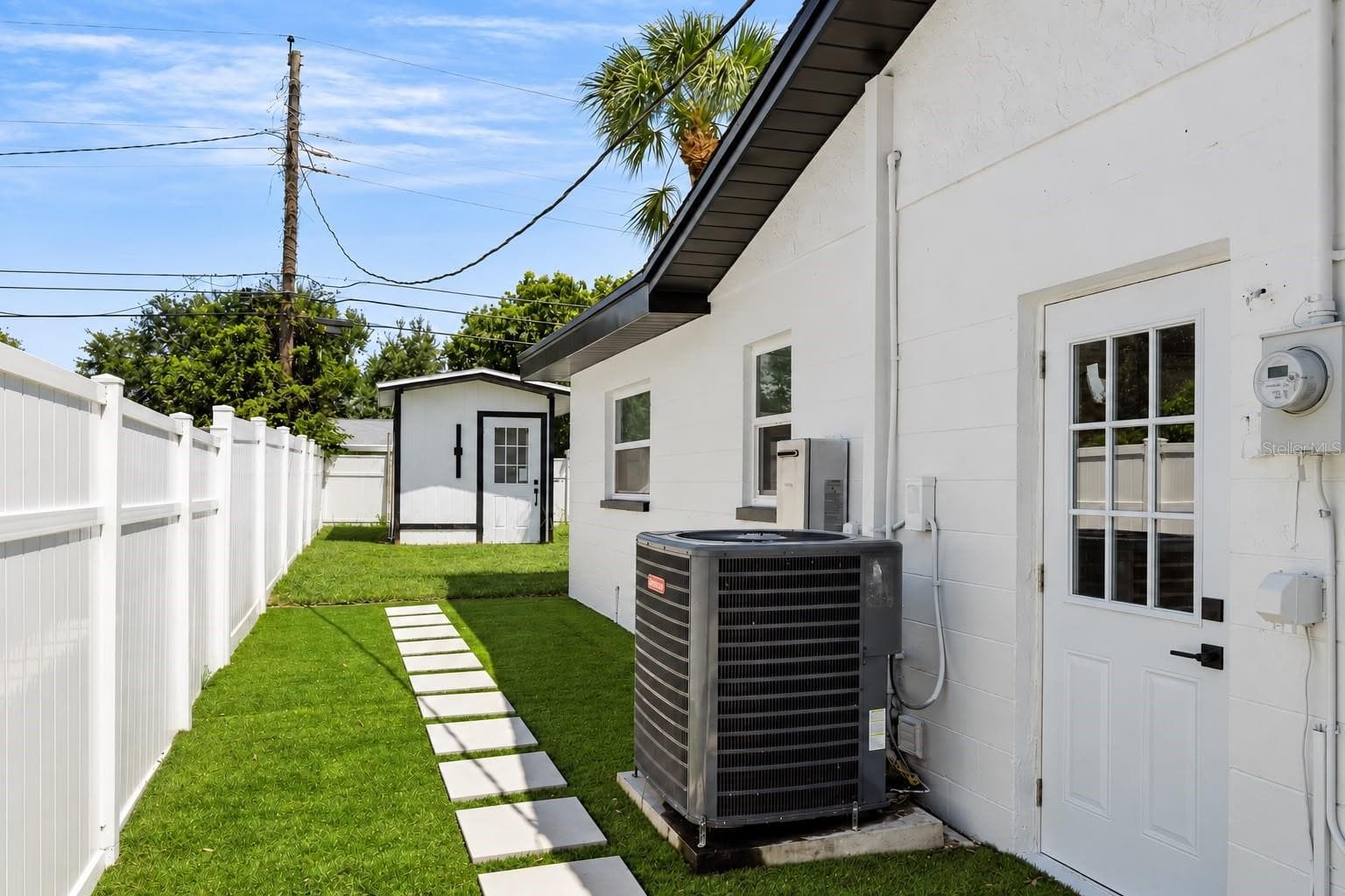 Single Family Residence at 1077 40TH AVE NE, ST PETERSBURG, photo 55 of 73