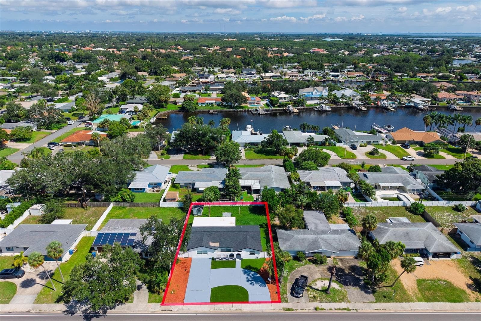 Single Family Residence at 1077 40TH AVE NE, ST PETERSBURG, photo 63 of 73