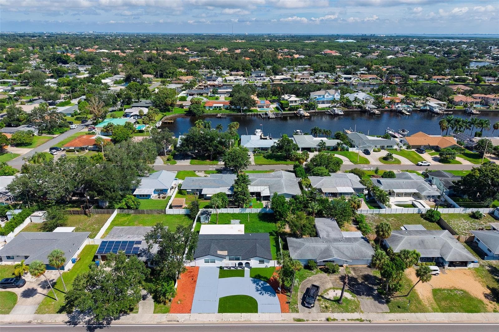 Single Family Residence at 1077 40TH AVE NE, ST PETERSBURG, photo 64 of 73
