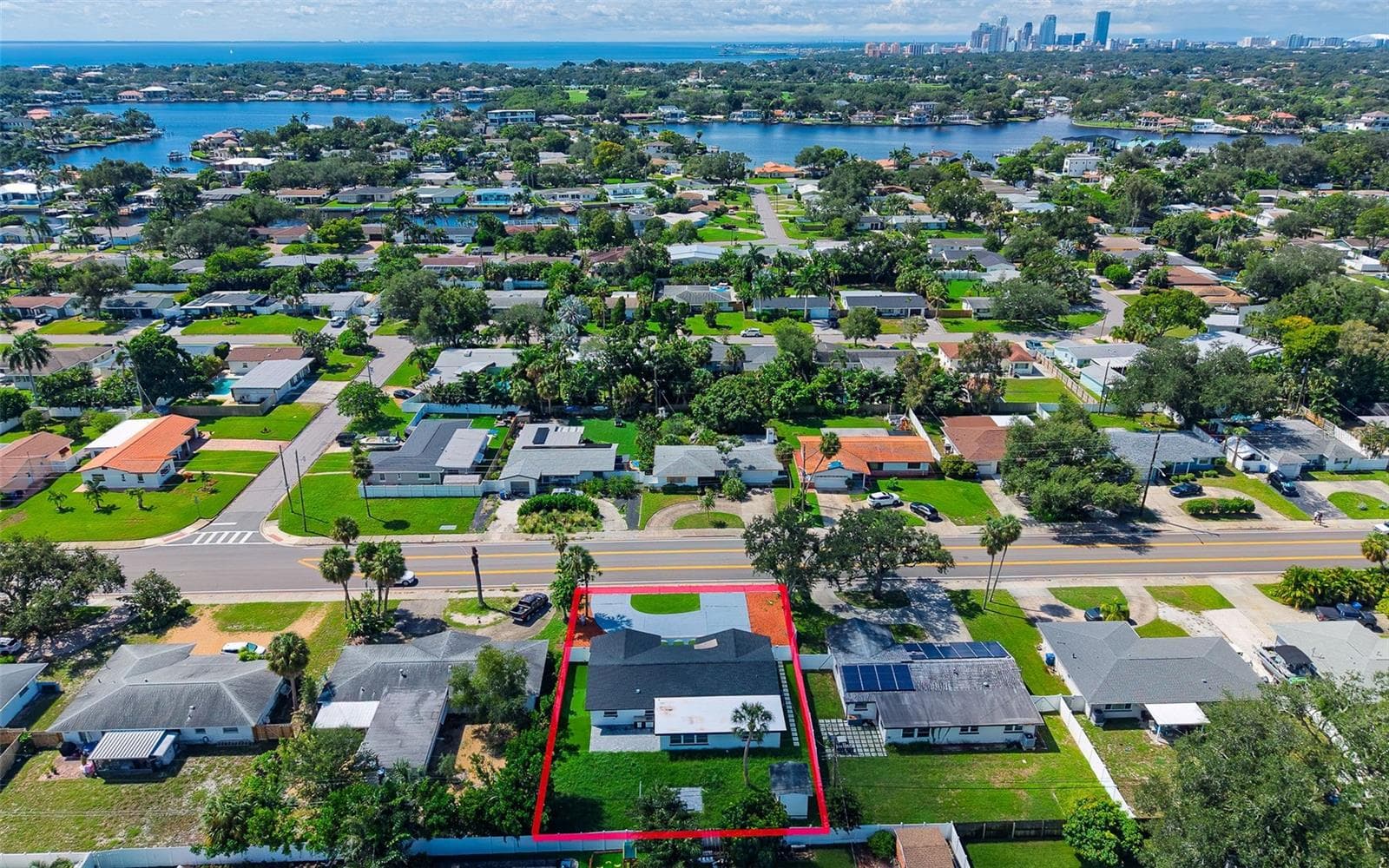 Single Family Residence at 1077 40TH AVE NE, ST PETERSBURG, photo 71 of 73