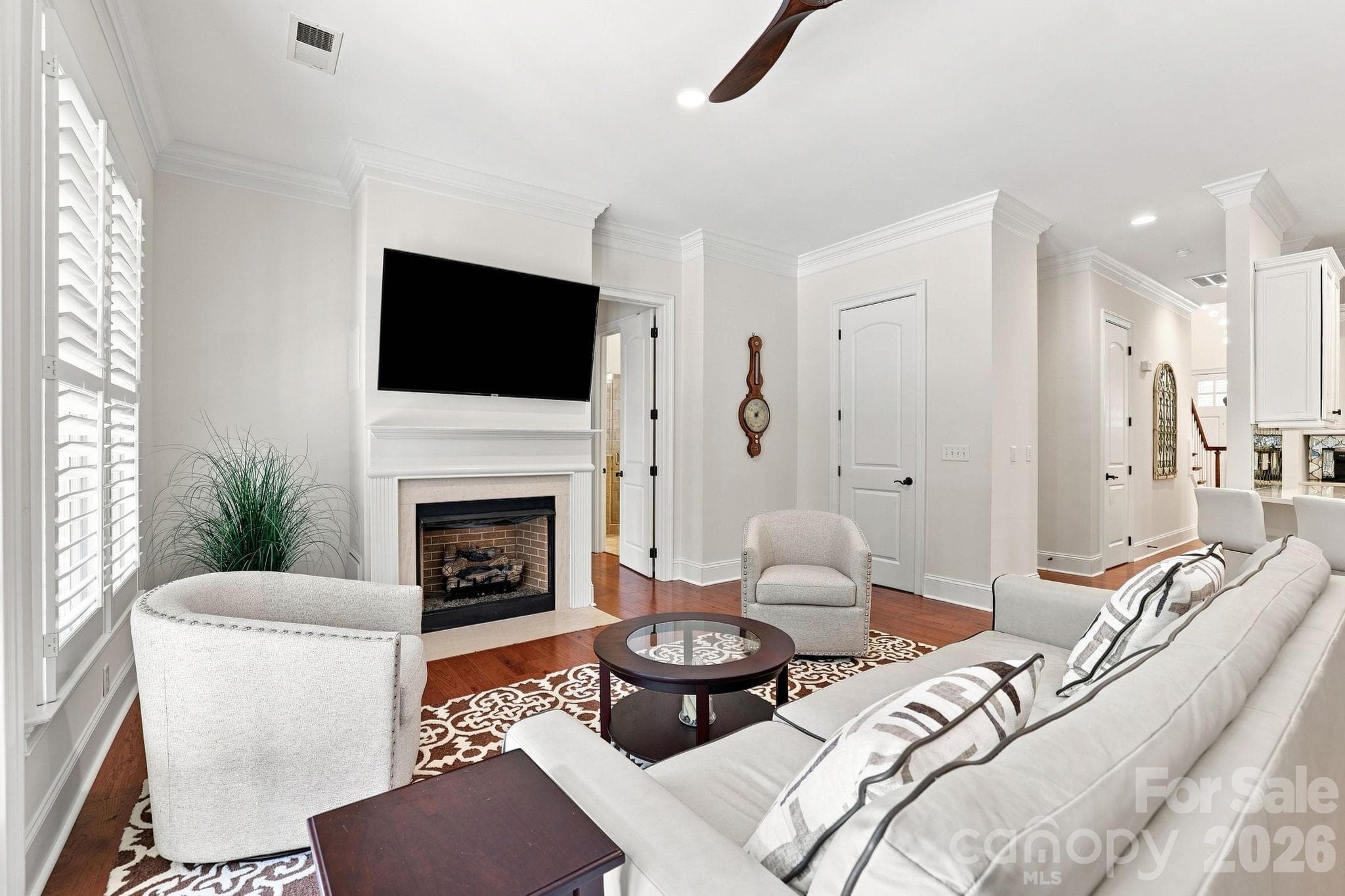 Townhouse at 6831 Louisburg Square Lane, Charlotte, photo 34 of 45