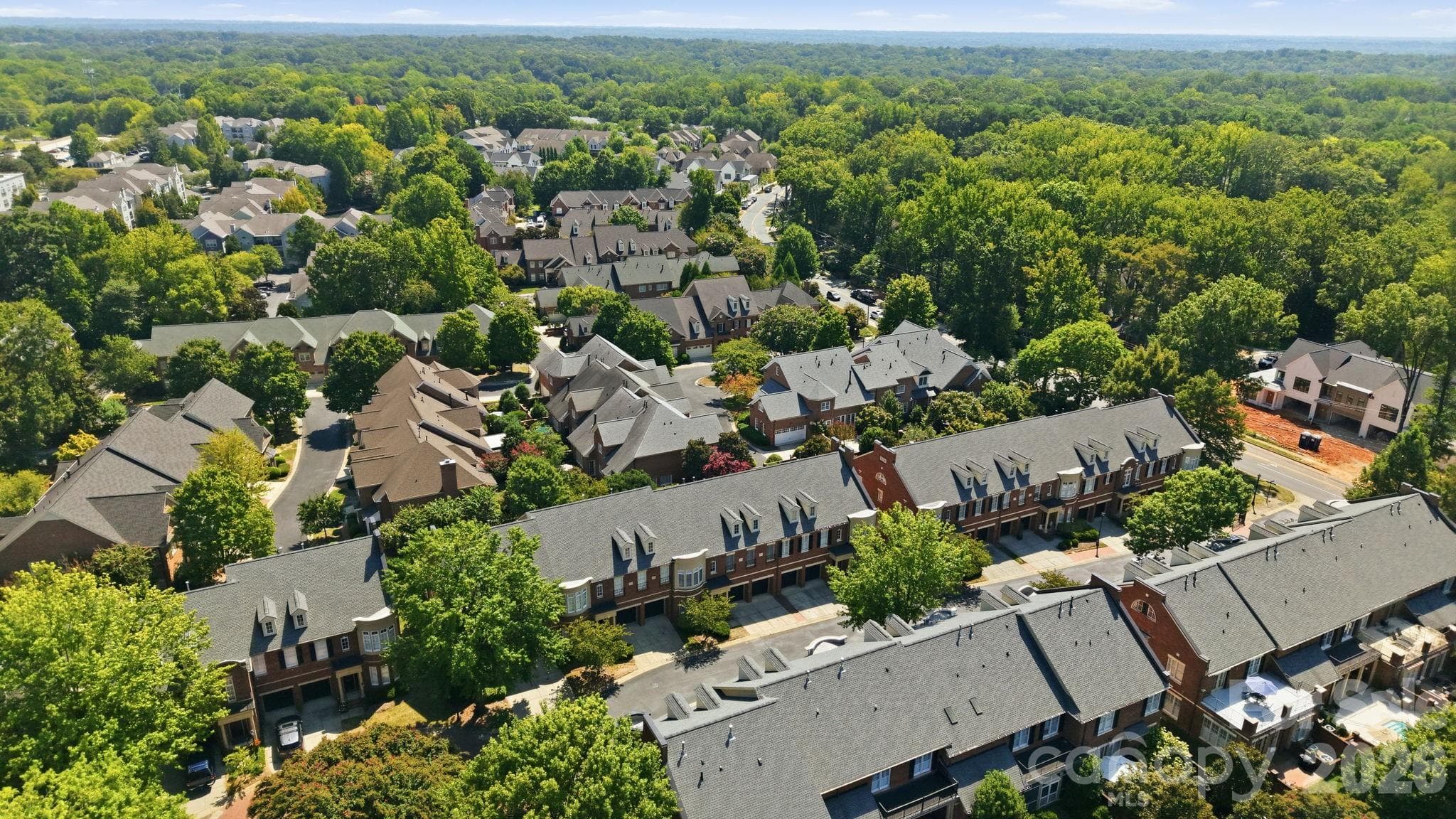 Townhouse at 6831 Louisburg Square Lane, Charlotte, photo 41 of 45