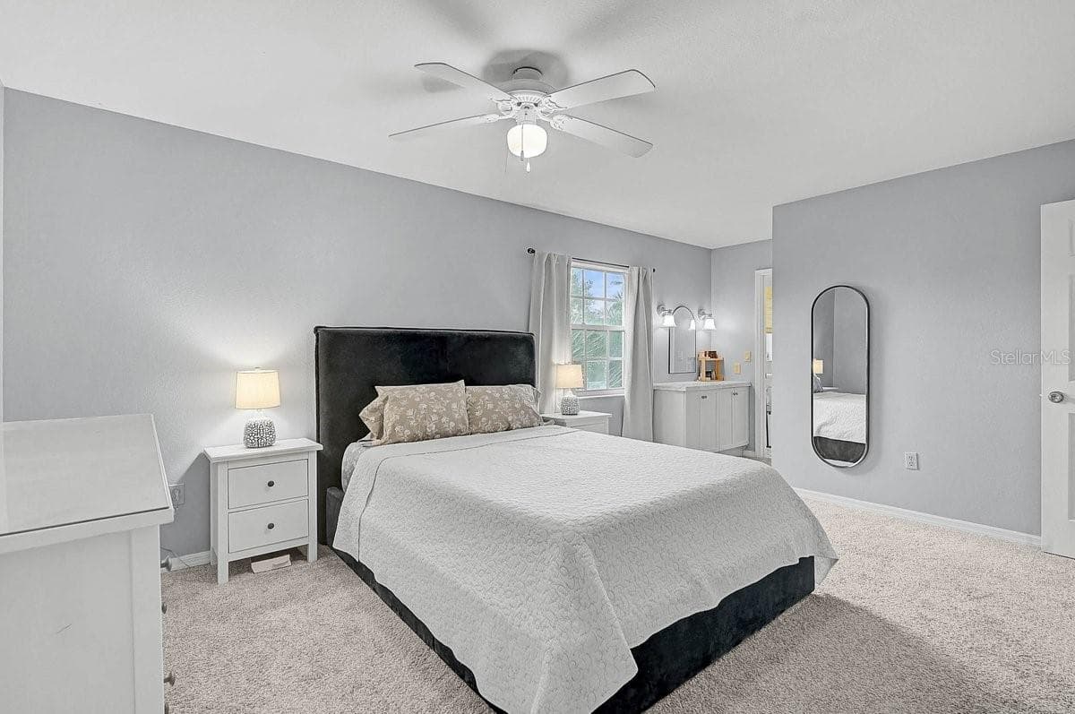 Single Family Residence at 1113 DERIAN PL, NOKOMIS, photo 17 of 34