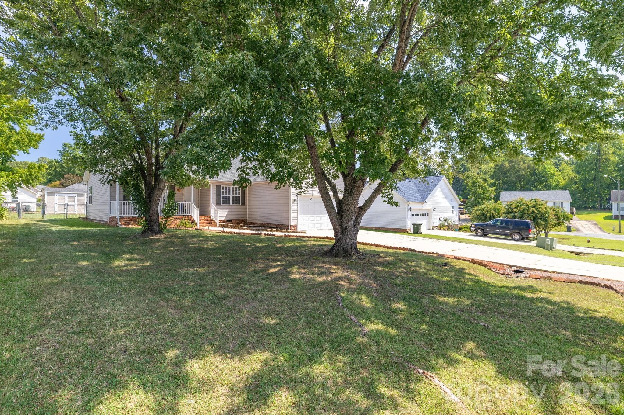Single Family Residence at 21 Oak Meadow Lane, Thomasville, photo 4 of 31